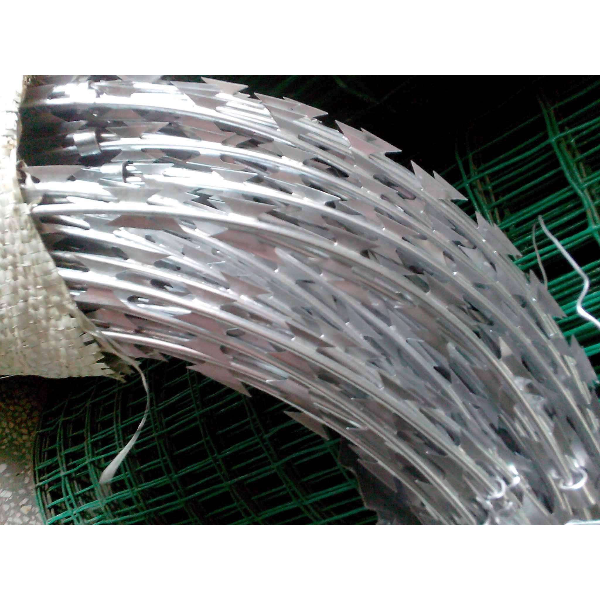 Razor wire thumbnail