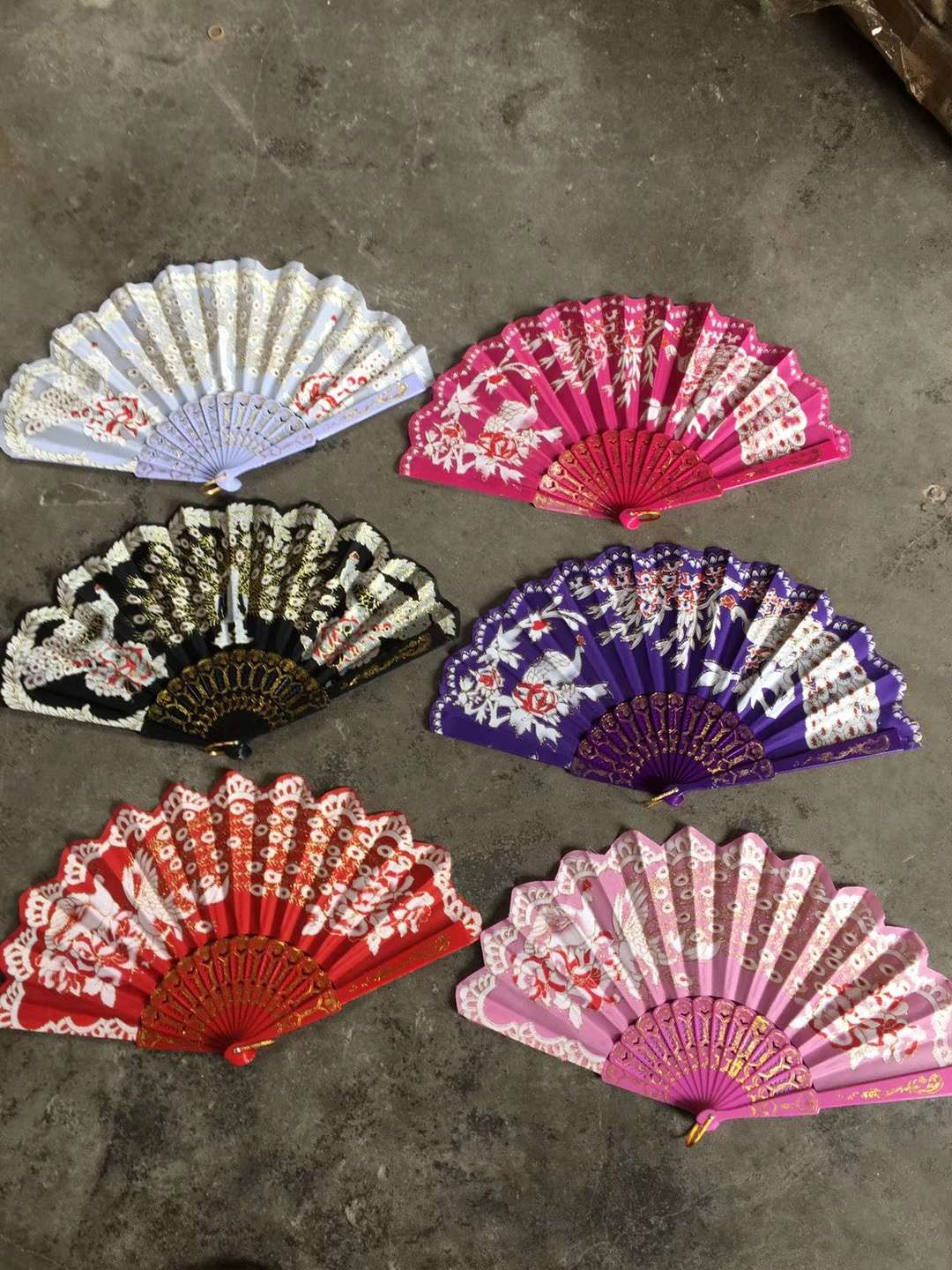 塑料烫金孔雀扇子详情图5