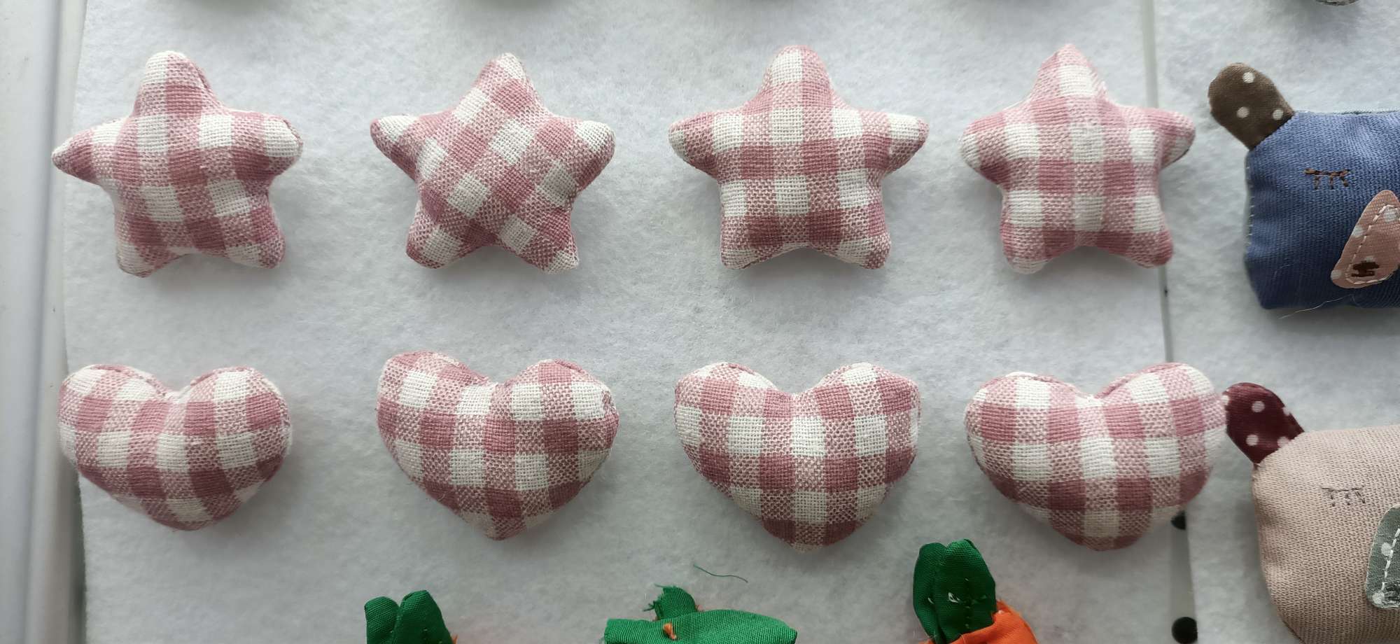 格子爱心产品图