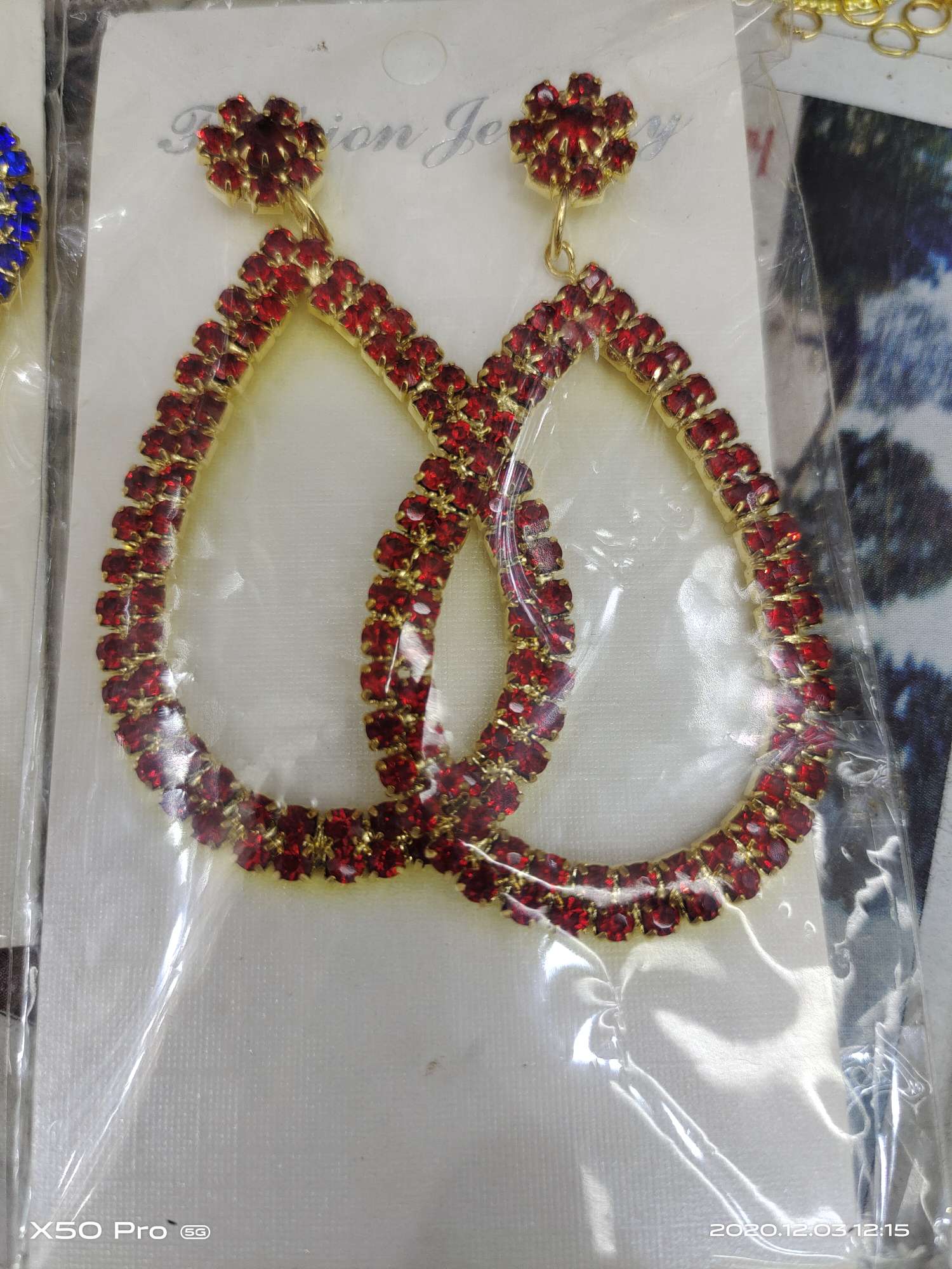 Teardrop earrings