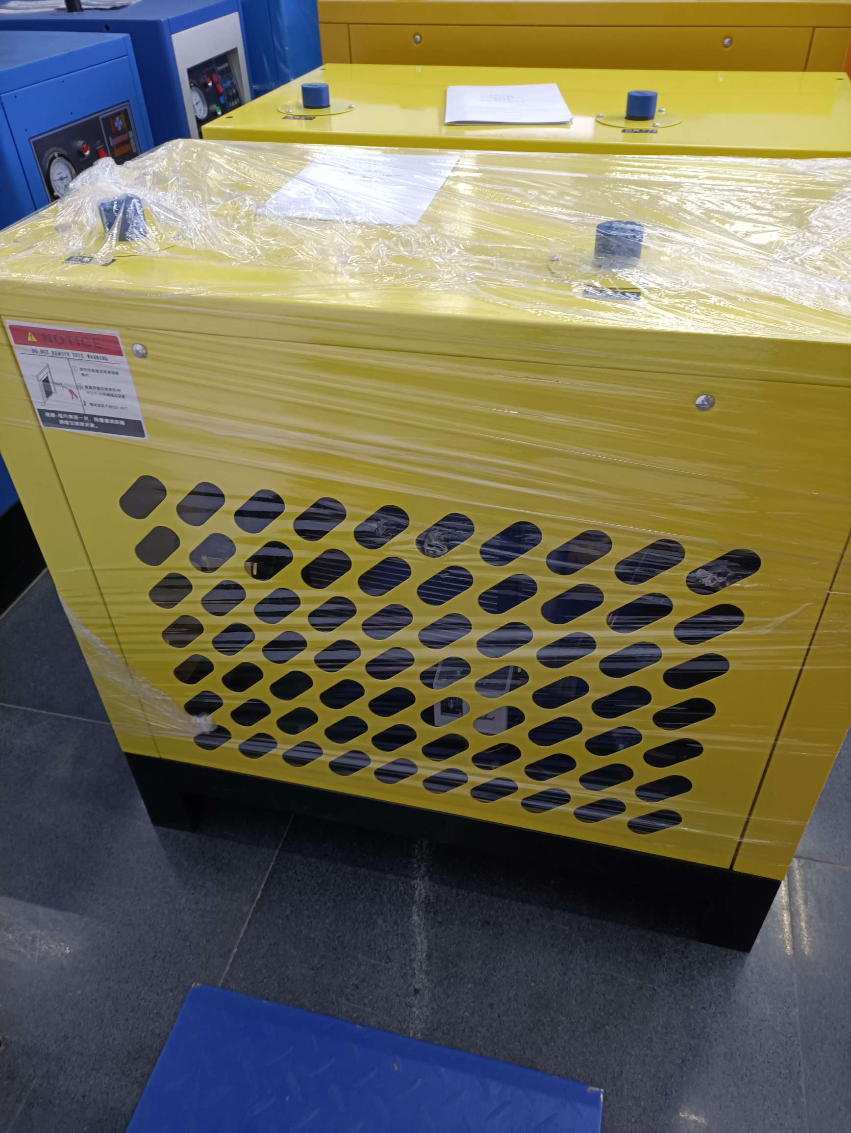 Refrigerated compressed air dryer: 2.5m³/min