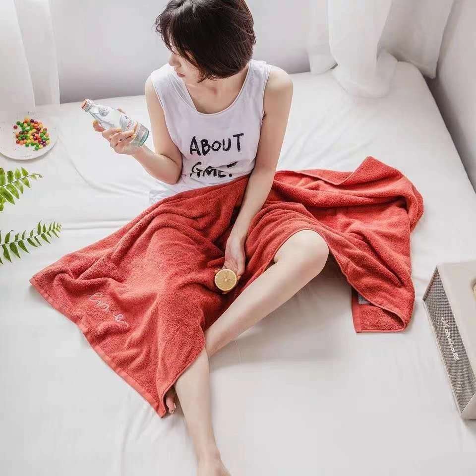 Ins-style pure cotton high-end towel and bath towel, no shedding, no color fading, comfortable and soft, home gift towel detail image 4