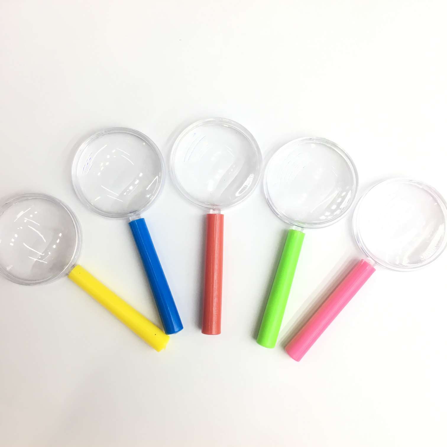 放大镜,40mm彩色塑料儿童玩具型单个opp包装的镜片都是塑料的厂家直销