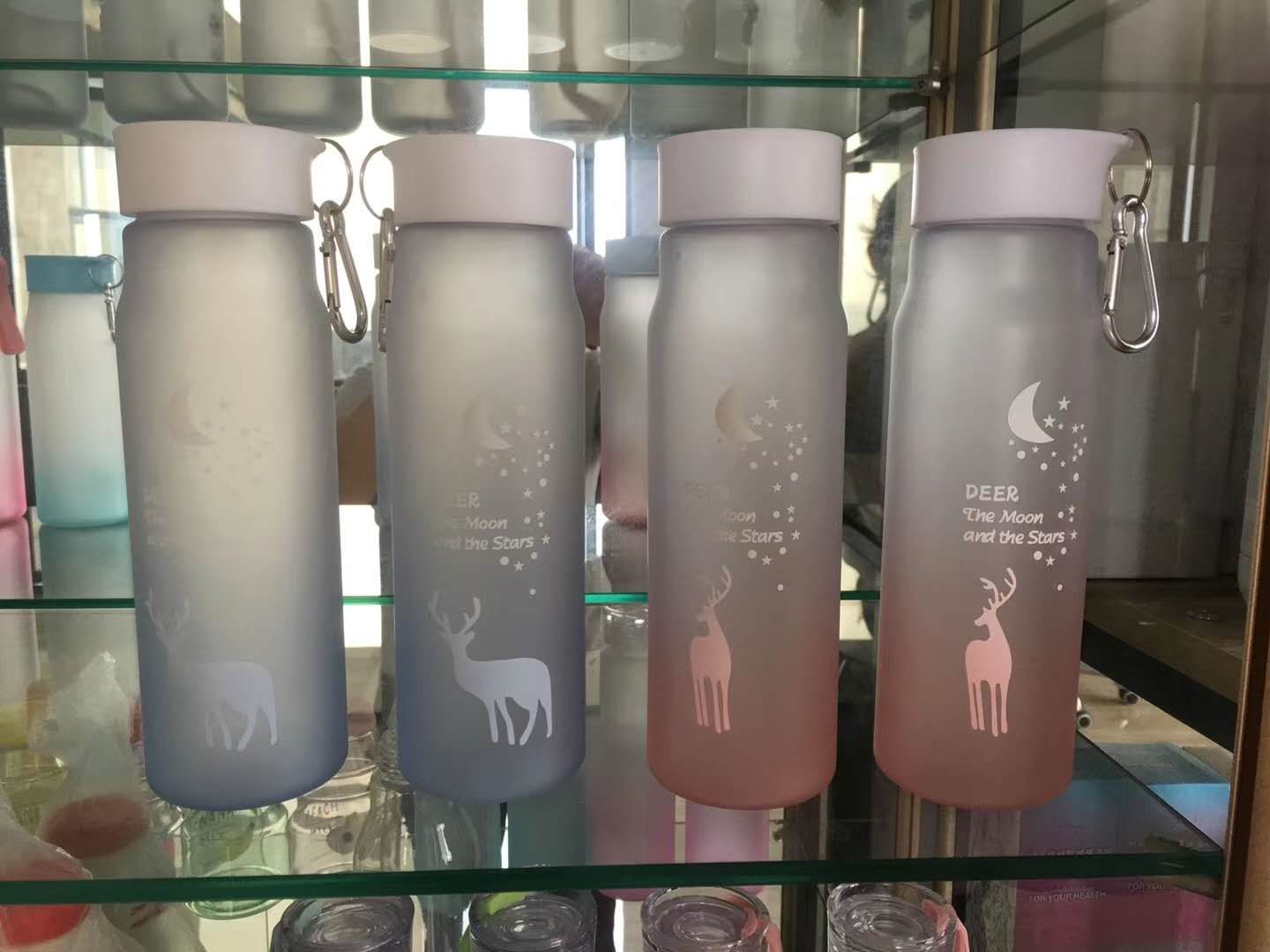 硅胶提手携带方便喷胶小鹿水杯详情图3