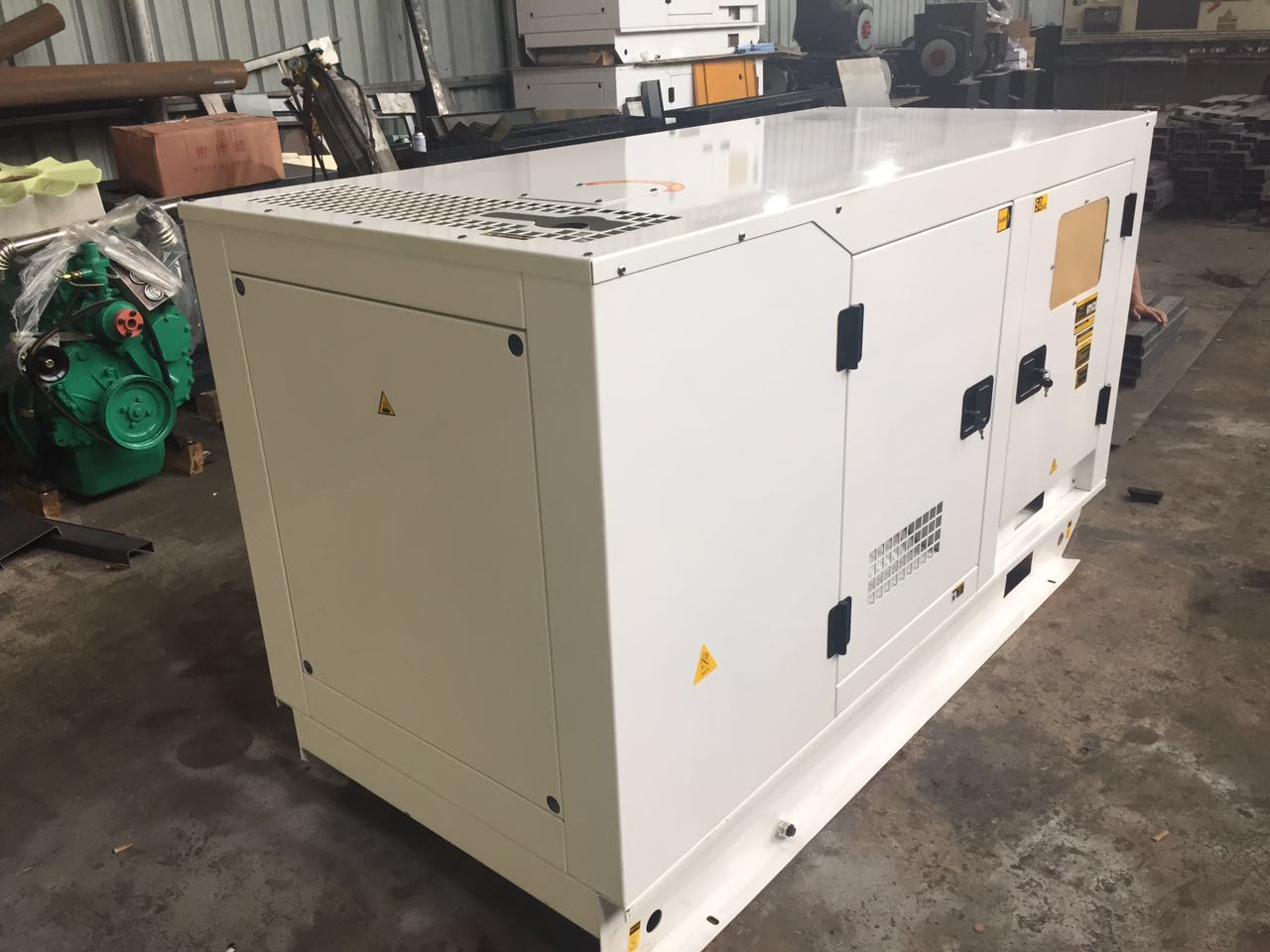 100-kilowatt Yuchai diesel generator set details Picture