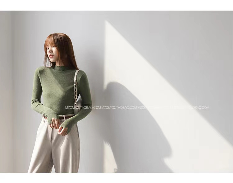 Ladies' cashmere sweater undefined