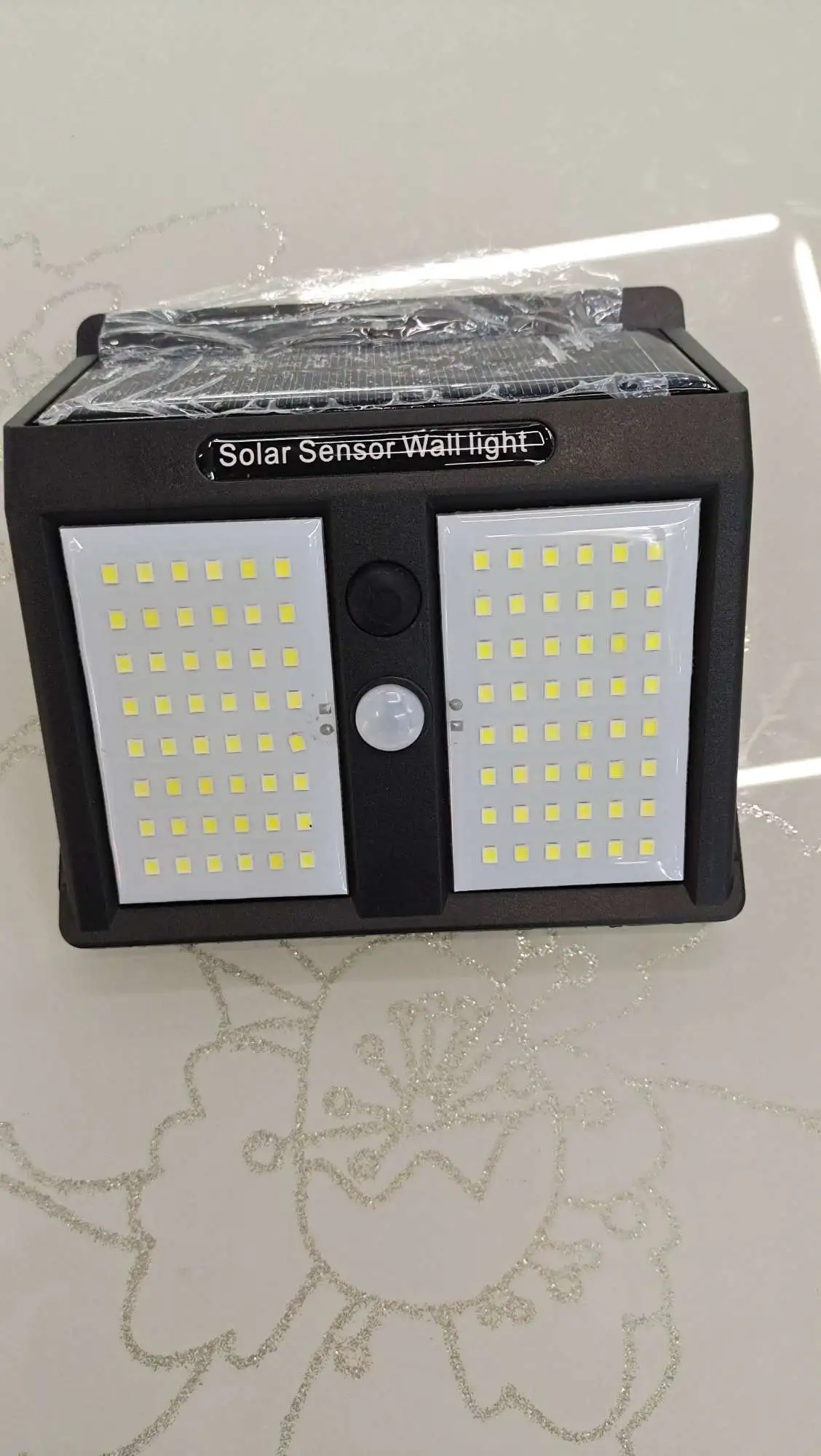 Solar sensor lamp 2002 detail image 1