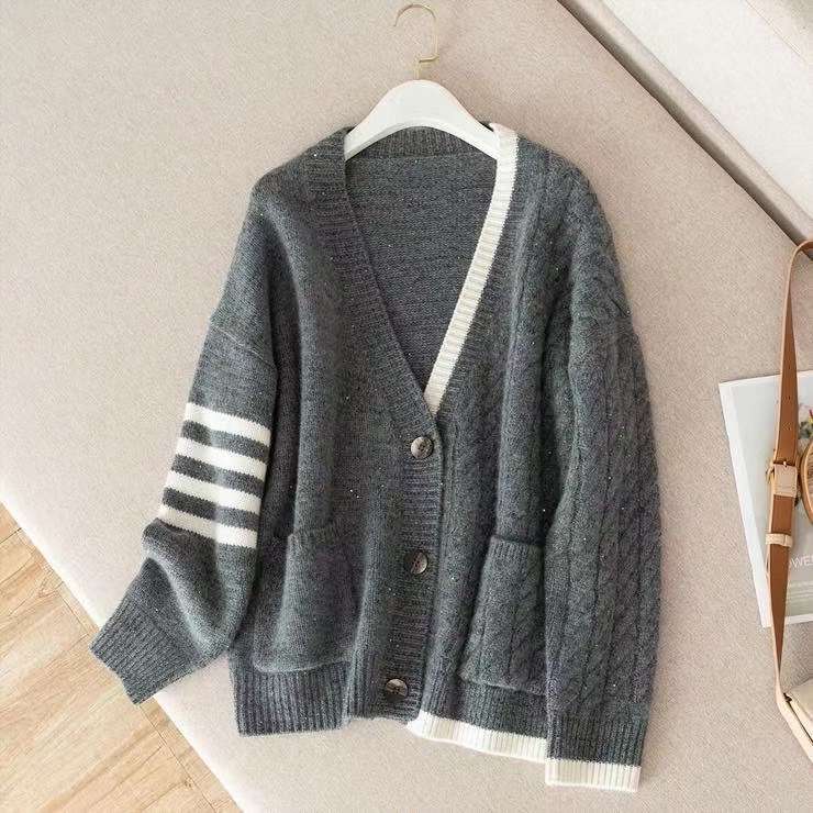 Men's cashmere sweater details Picture