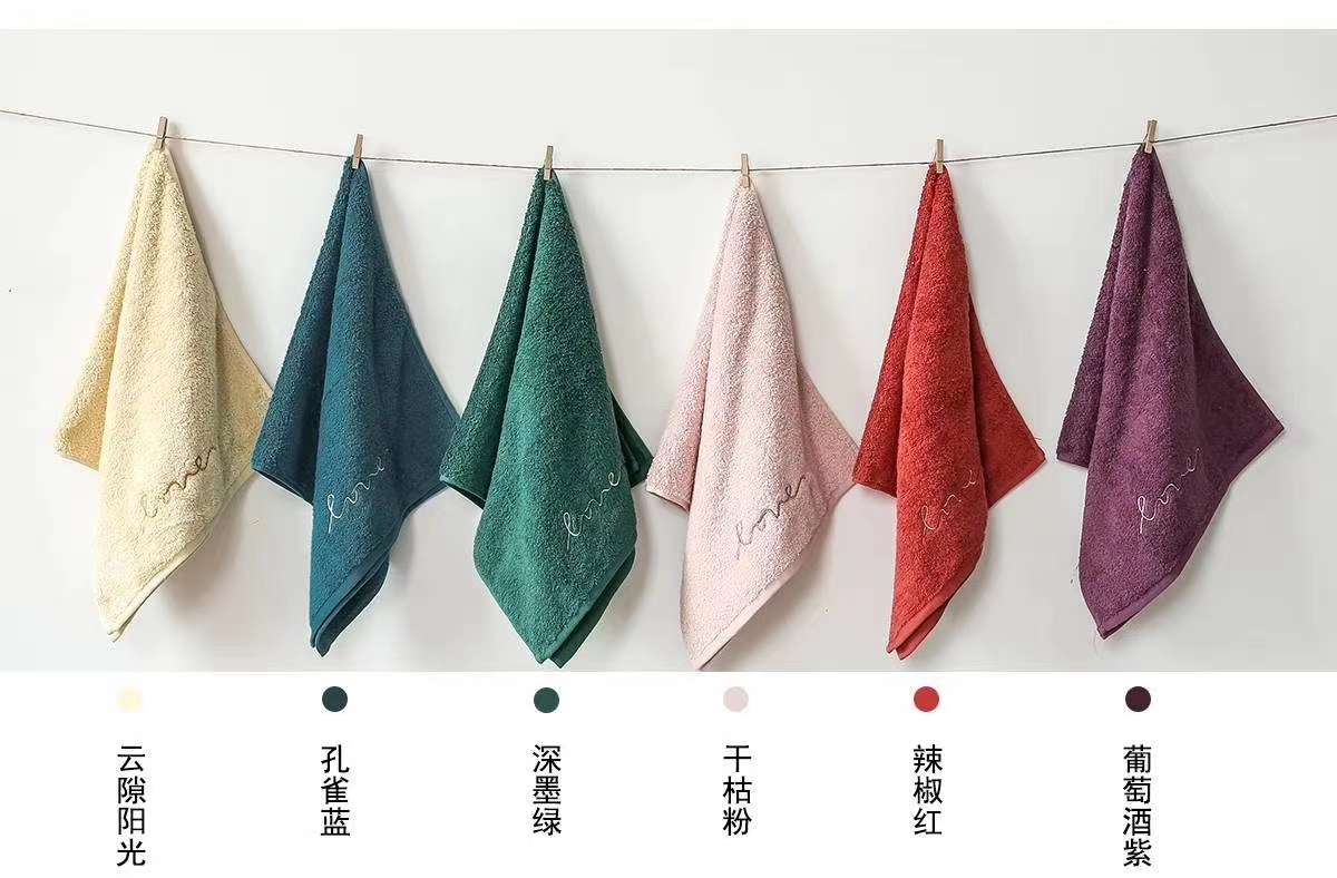 Ins-style pure cotton high-end towel and bath towel, no shedding, no color fading, comfortable and soft, home gift towel detail image 7