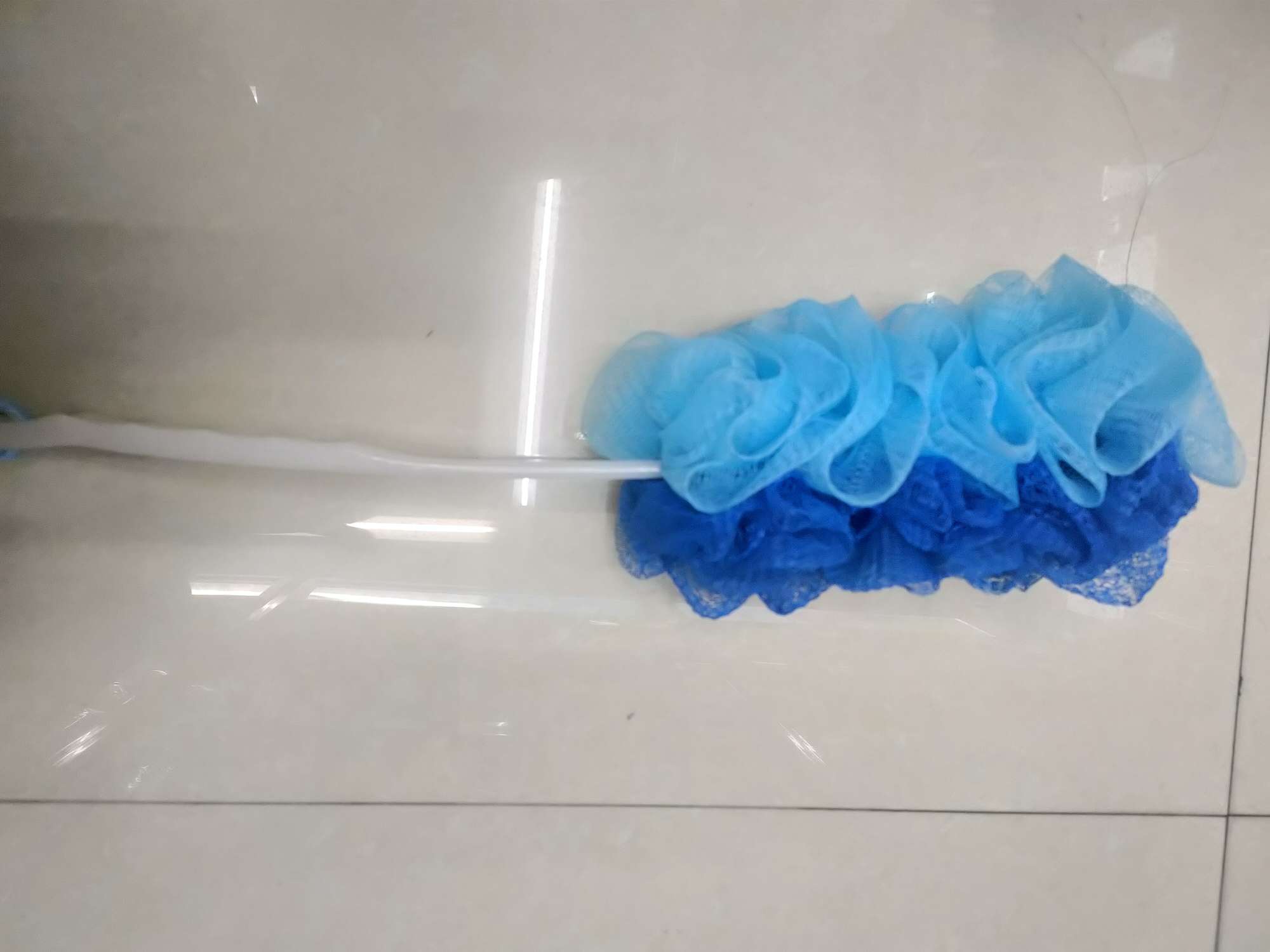 Two-Color Bath Rub