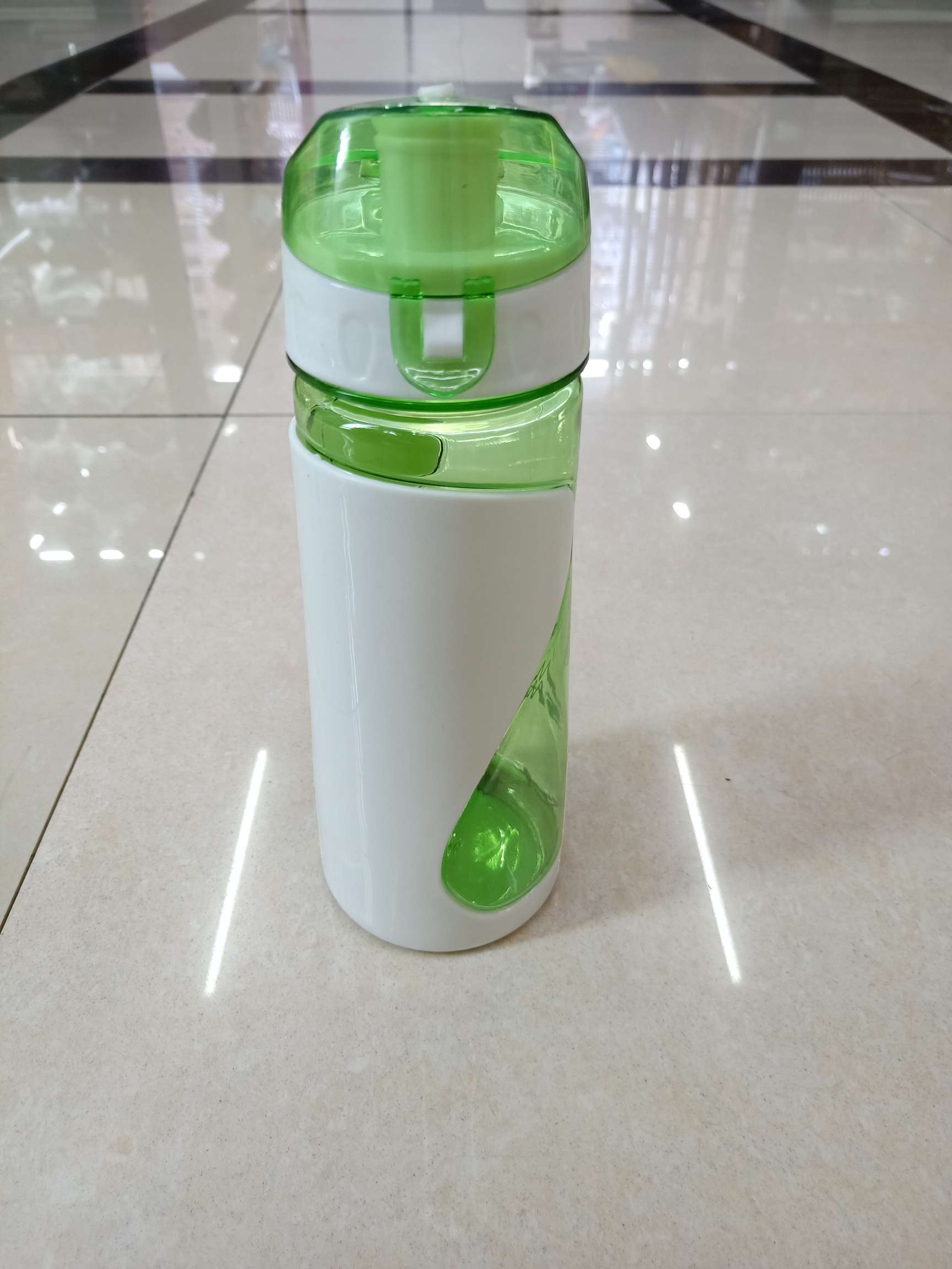 Sports water bottle
