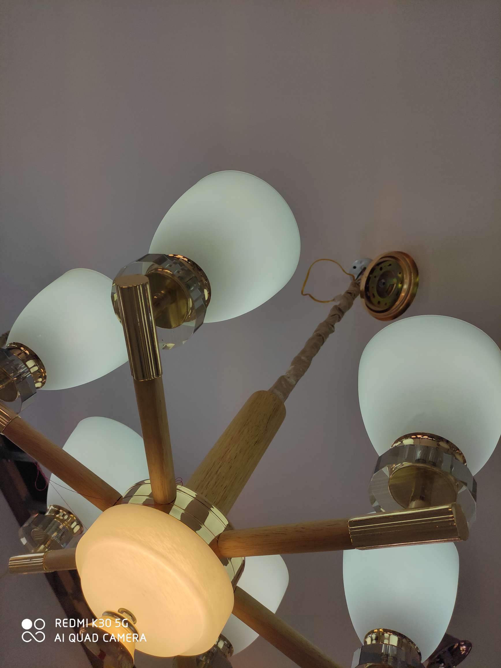 Six exquisite new Chinese-style chandeliers with wooden frames in the national trend details Picture
