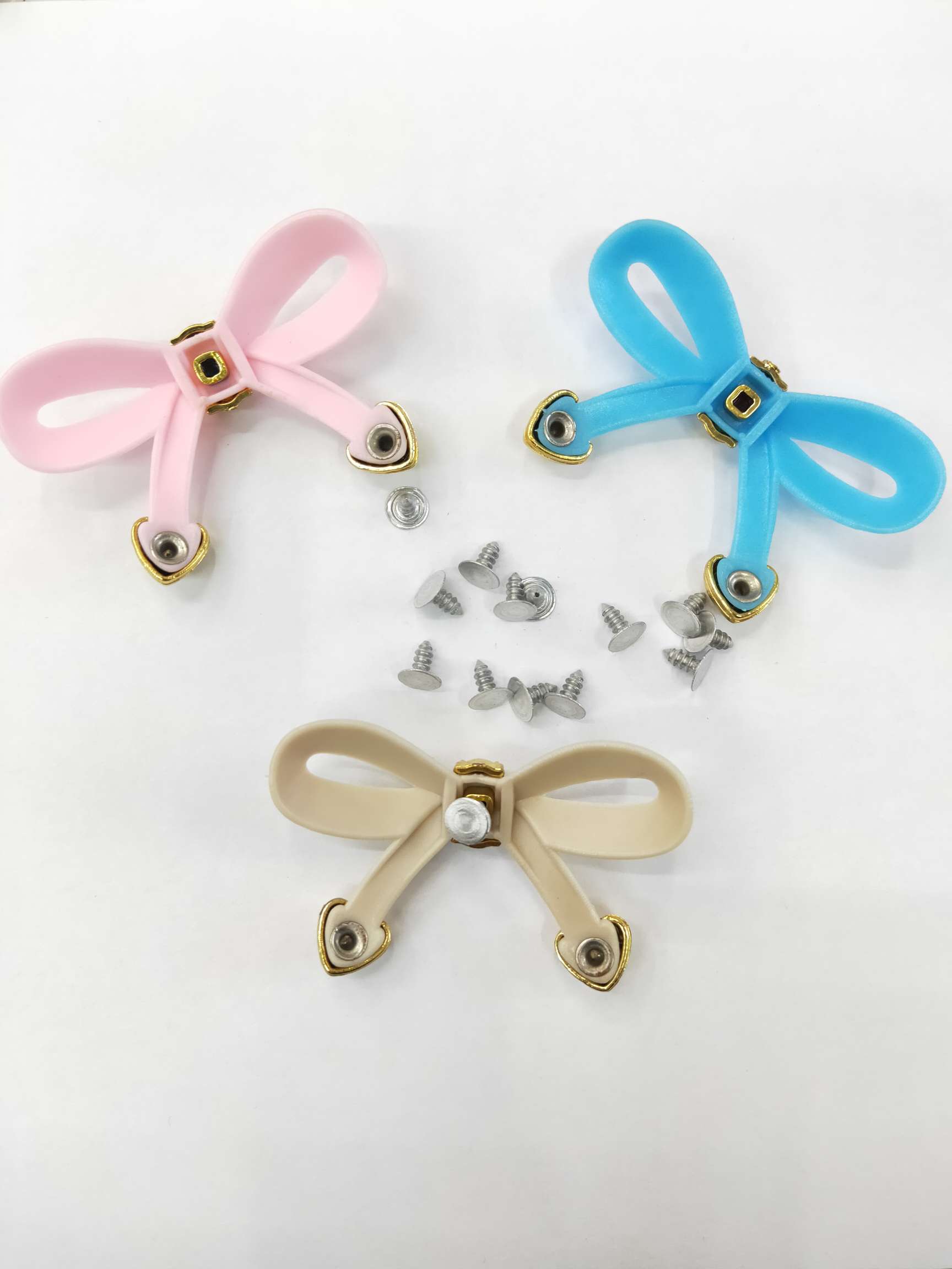 盼盼辅料/PVC蝴蝶结鞋花产品图