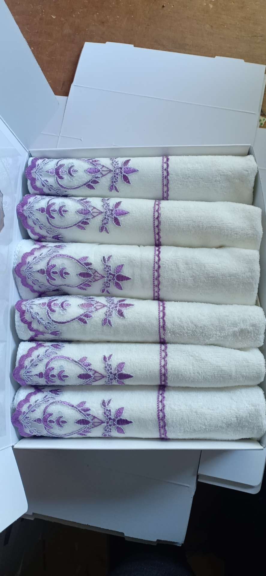 Towel gift box undefined