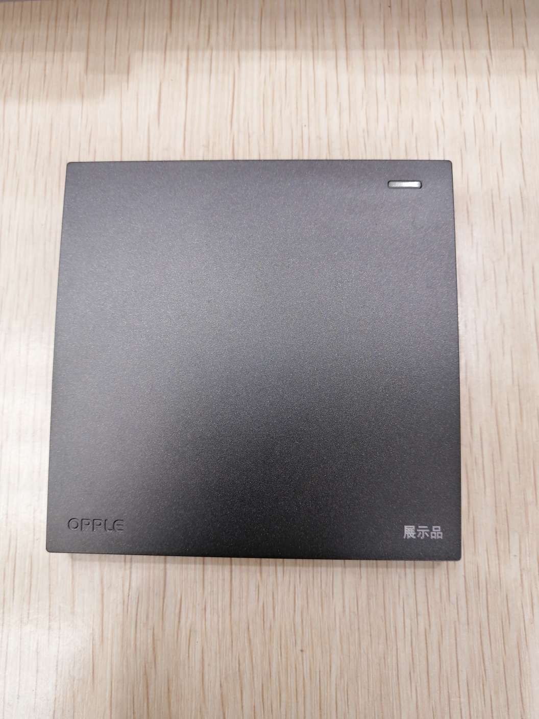 Four-season Lighting OPPLE switch w17 Nano Black