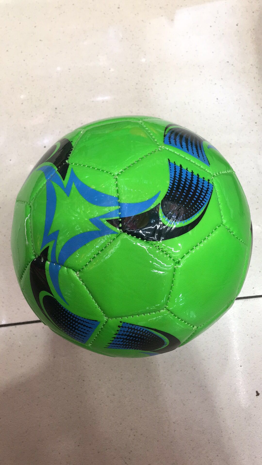 2号小足球，儿童玩具球，充气足球 机缝小足球详情图6