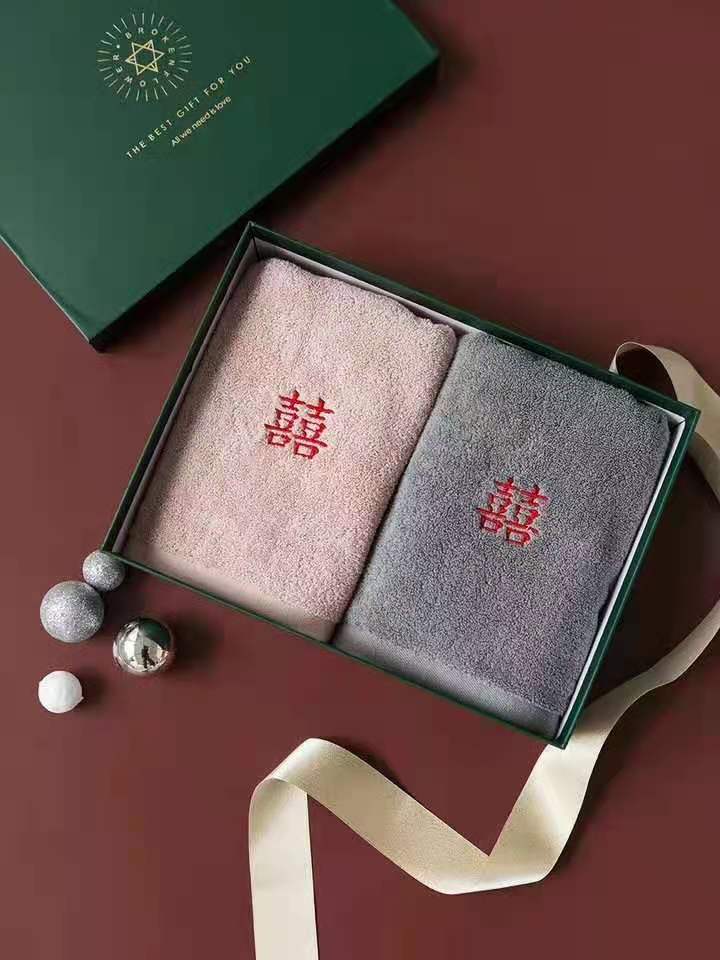 Creative embroidery wedding series bath towels, pure cotton high-end couple bath towels, wedding souvenirs detail image 4