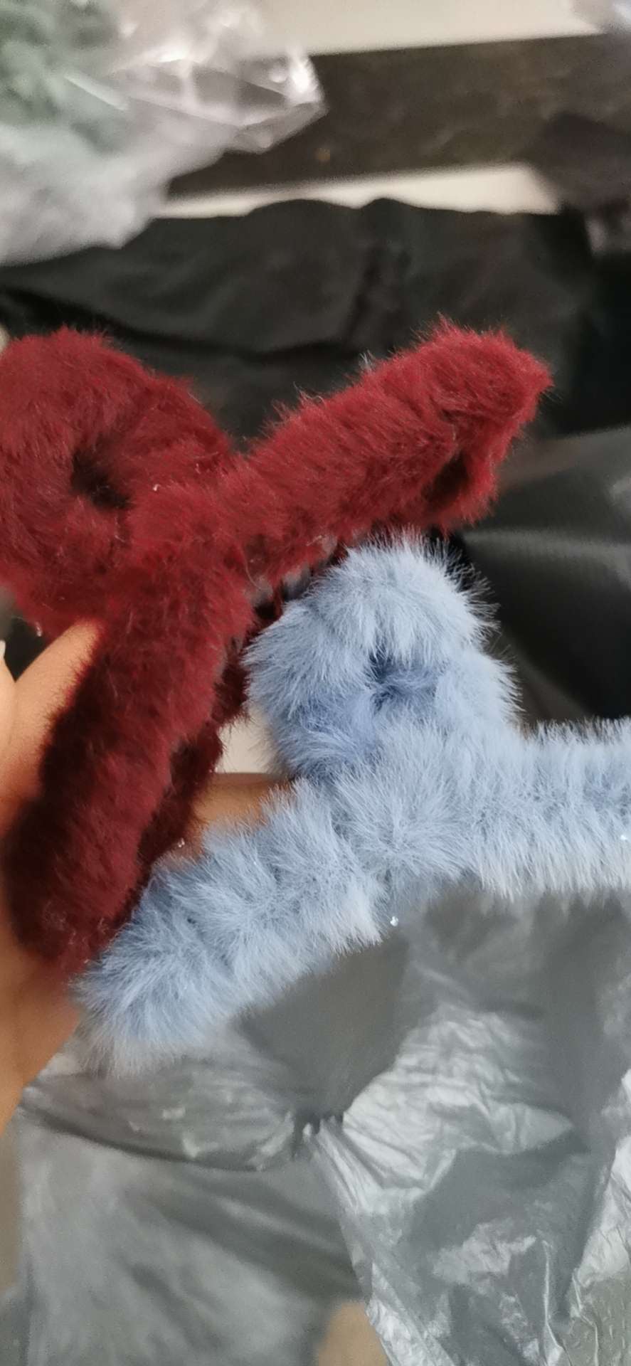 Korean autumn and winter furry hair accessories: Autumn hair gripper, hair clip, girls' back of the head gripper, big head gripper, shark clip