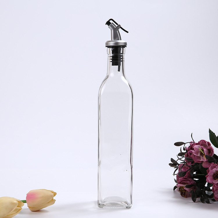 Household kitchen glass oil cans, leak-proof and backflow-proof oil tanks, vinegar oil bottles, seasoning bottles, cooking wine seasoning bottles Application Scenario