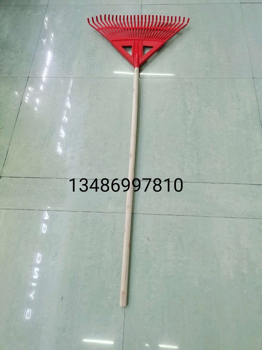 Garden rake Iron rake Garden tools Plastic rake telescopic rake rake garden tools undefined