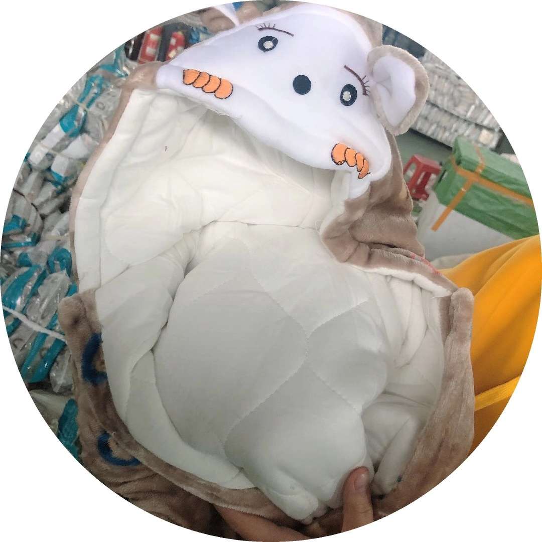 法兰绒连体带帽家居服白底实物图