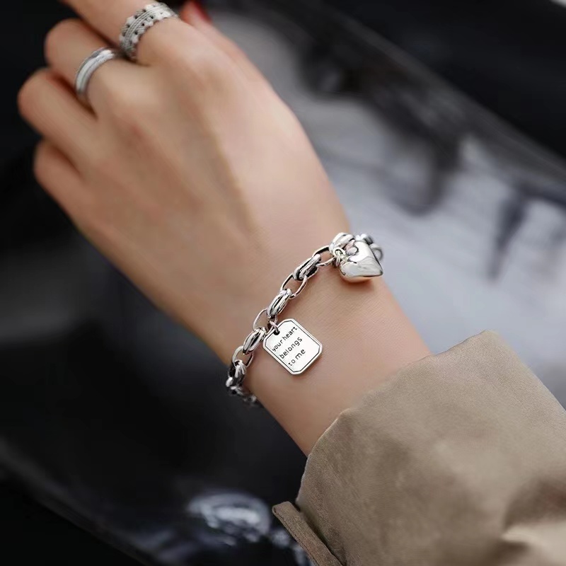 UKI SILVER and Ji S925 sterling silver personalized square card, heart-shaped bracelet Specification image