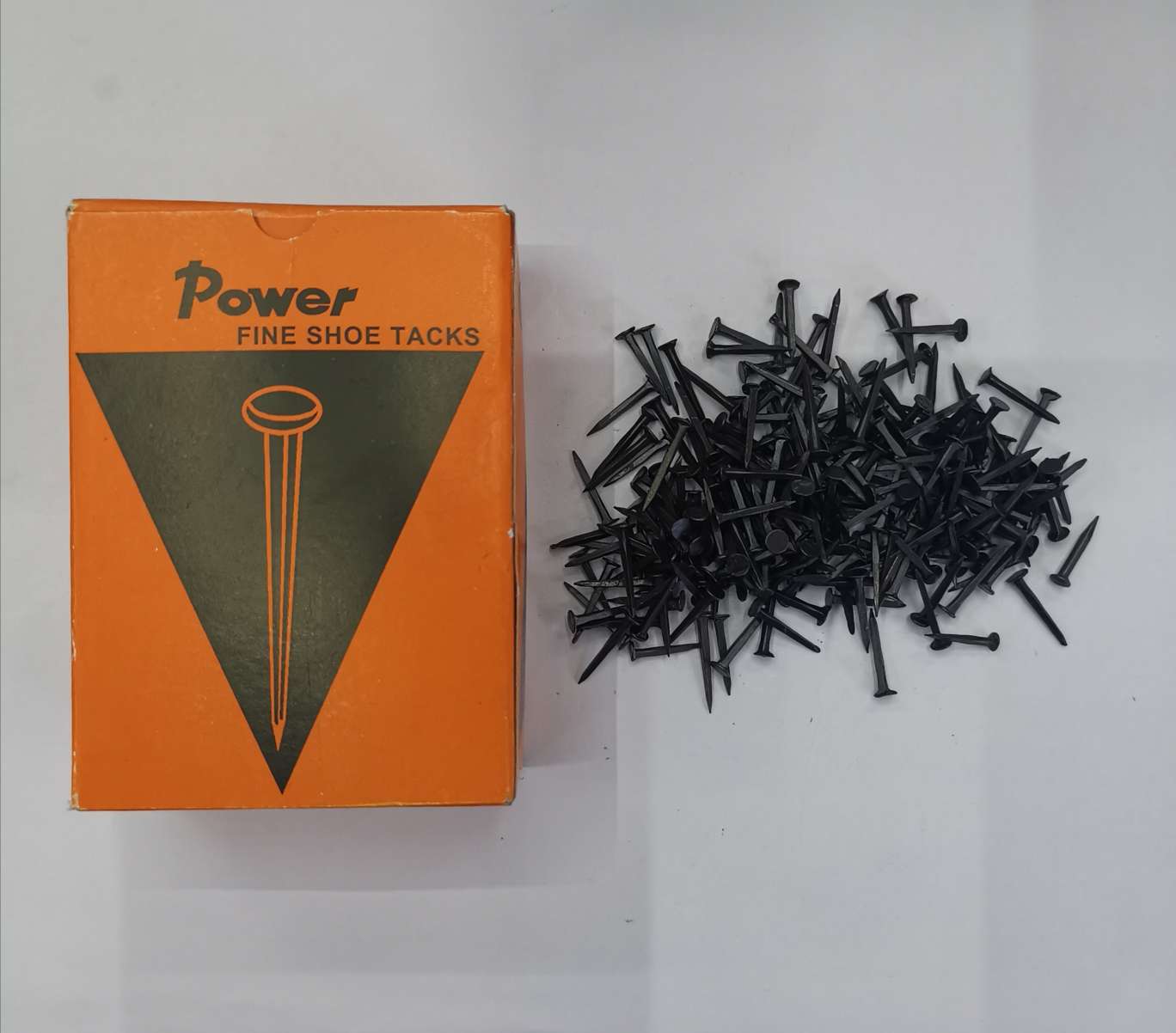 鞋钉，SHOE TACKS  钉子，烤蓝鞋钉，铁钉。