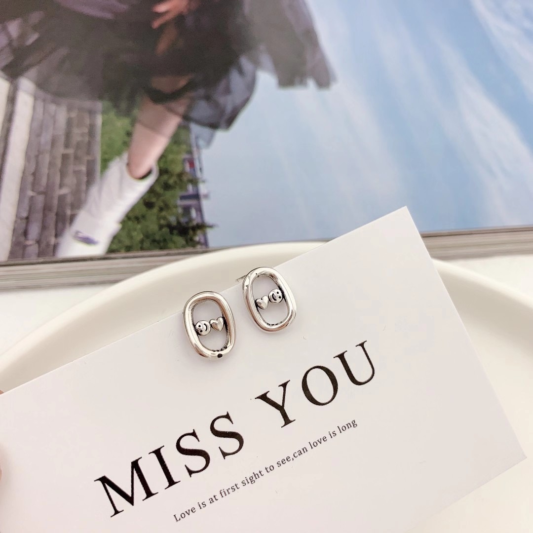 UKI SILVER and Ji S925 sterling silver smiling retro stud earrings details Picture