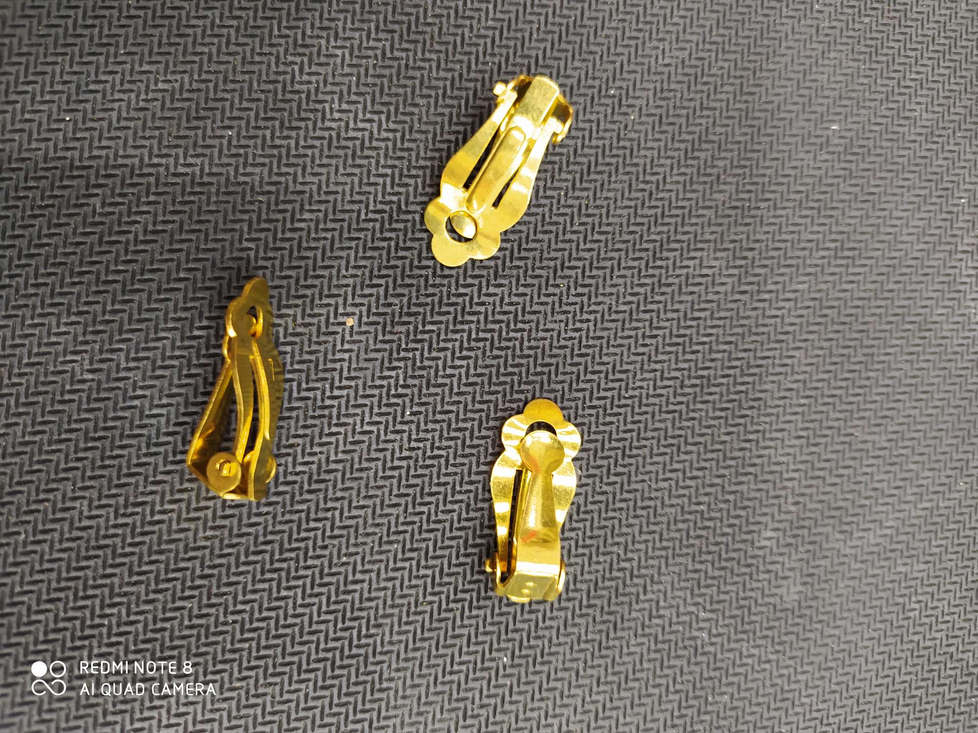 Long ear clip seat plate