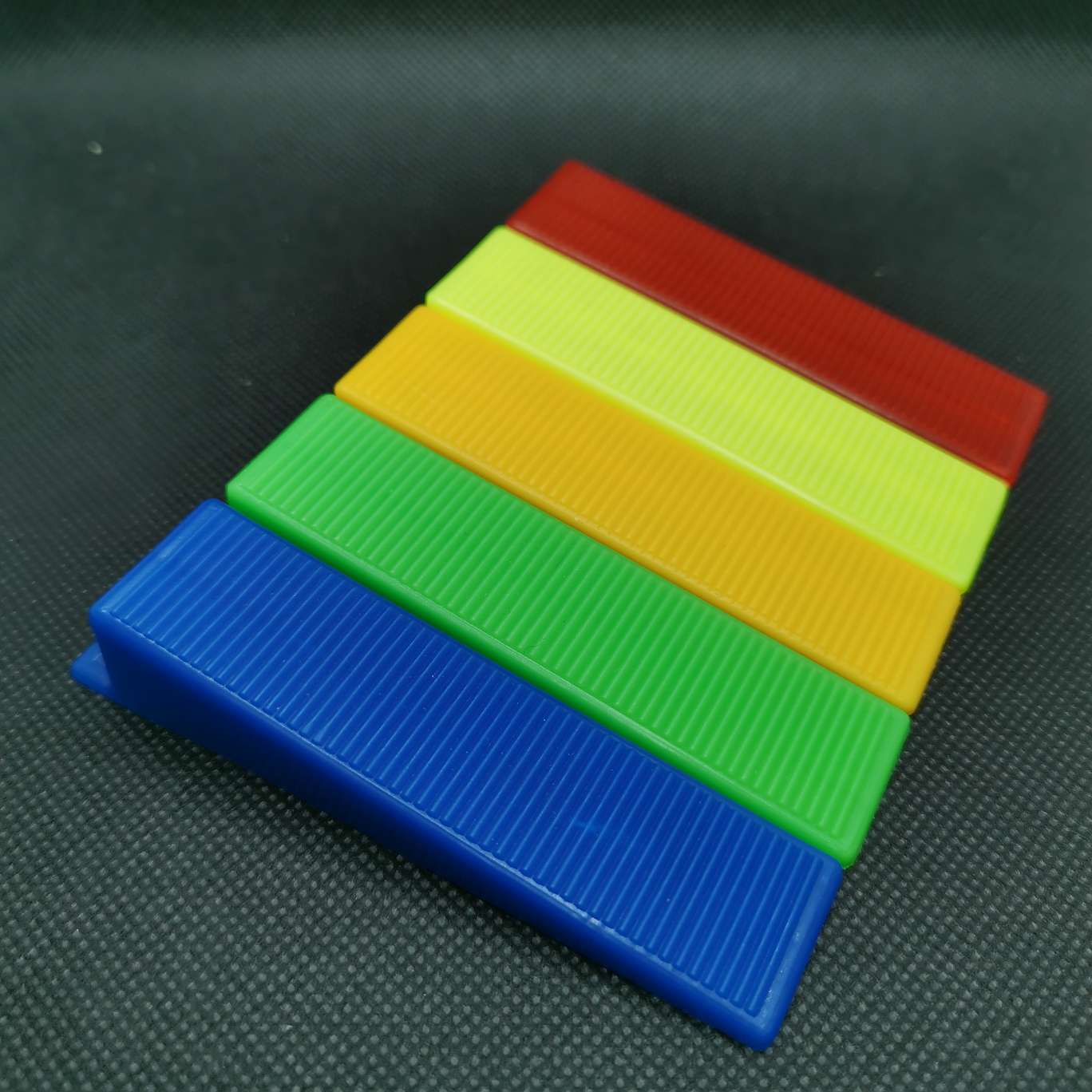 厂家直销瓷砖找平器配套插片，可重复使用，100个/包详情图1