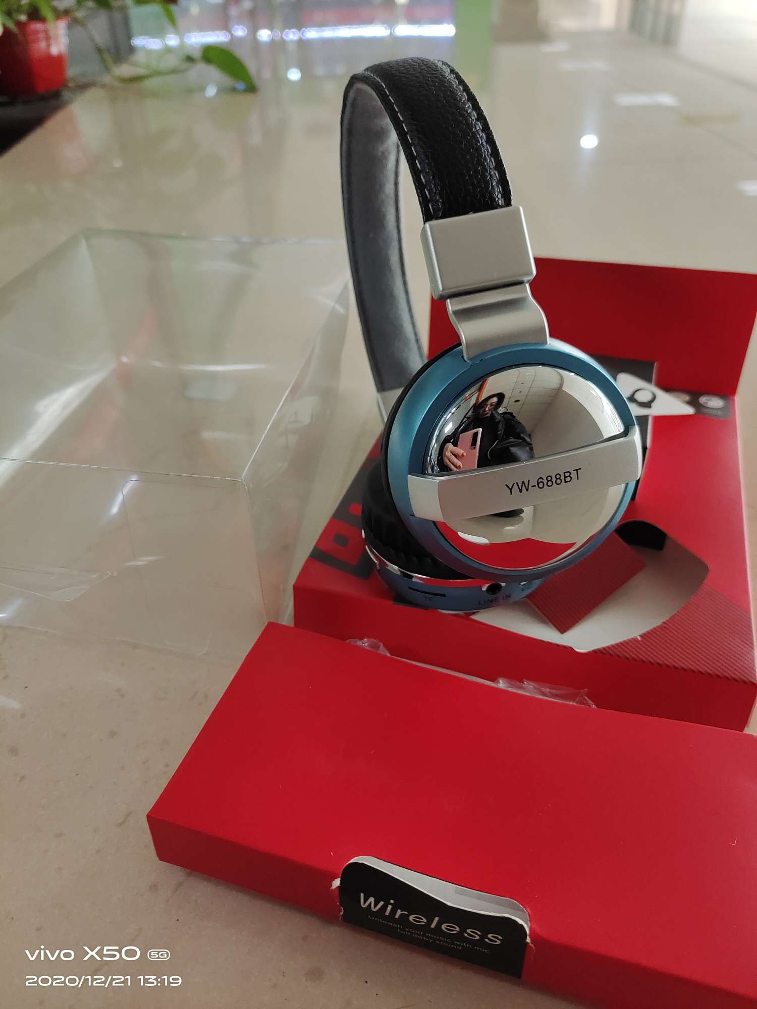 Gaming large headphones details Picture