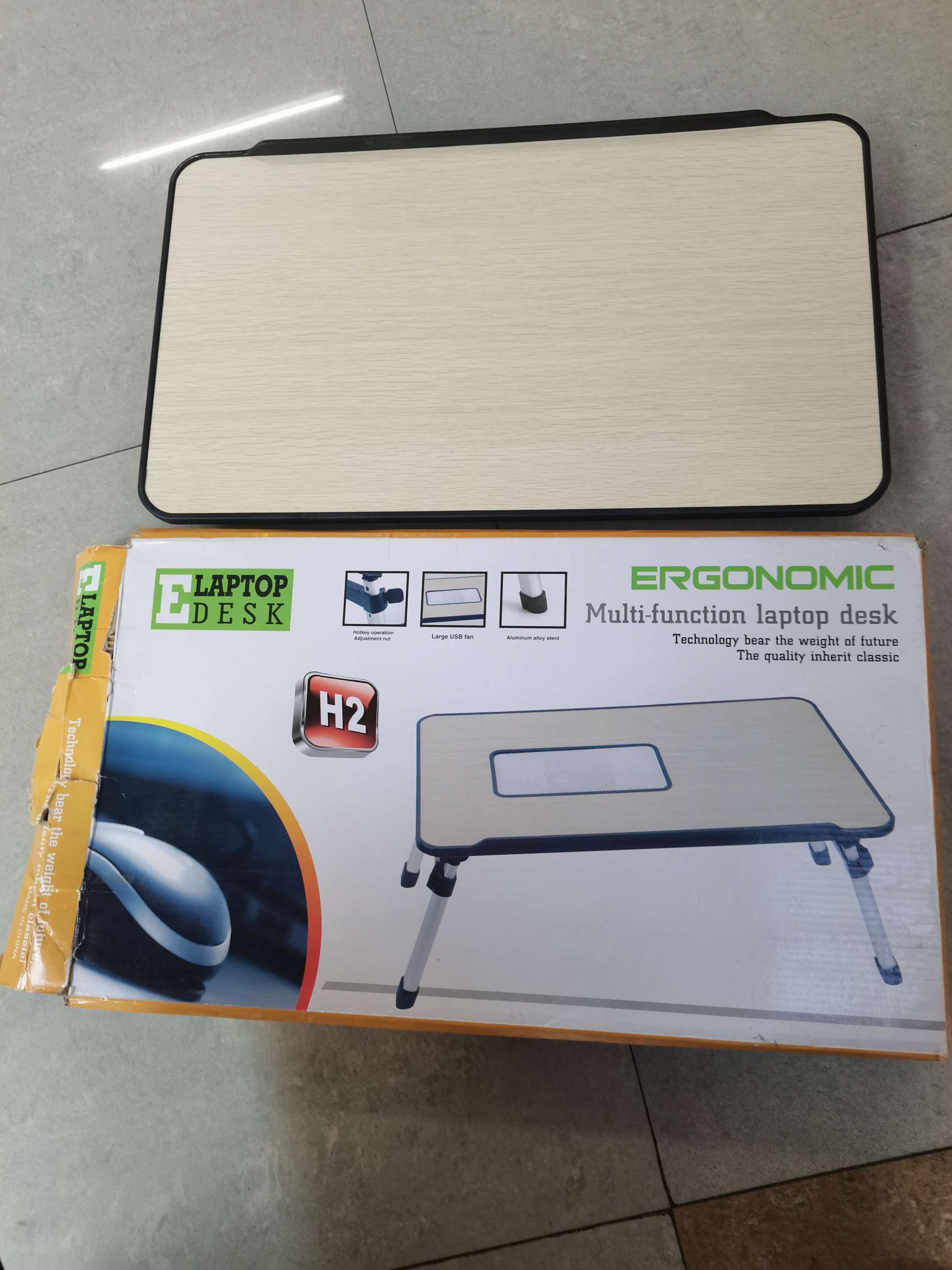 折叠电脑桌实物图