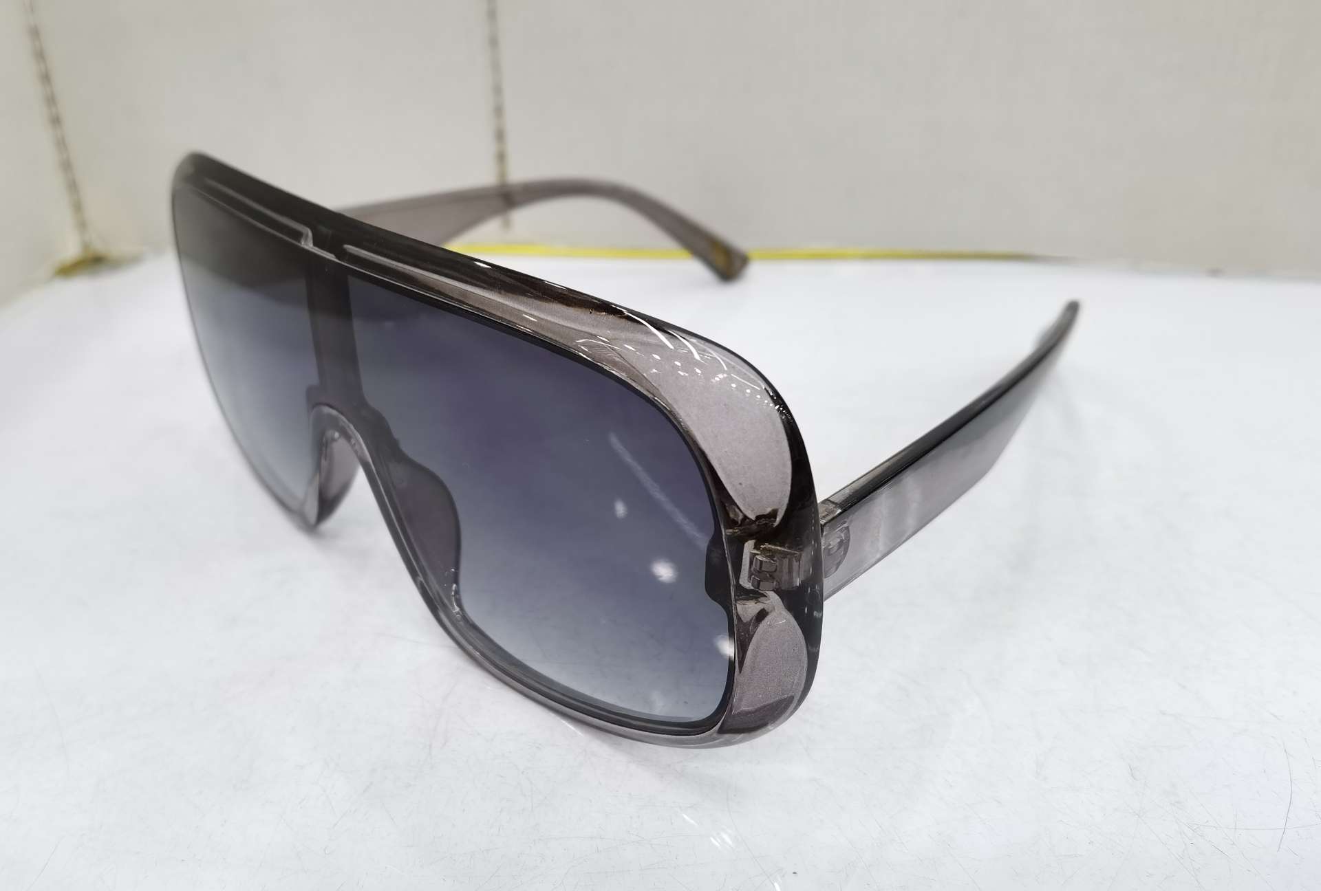 YS G09款需下单订做2020年新款铰链脚时尚男女潮太阳镜防紫外线墨镜亮黑双灰片透明茶双茶片还有透明色沙色可混装产品图