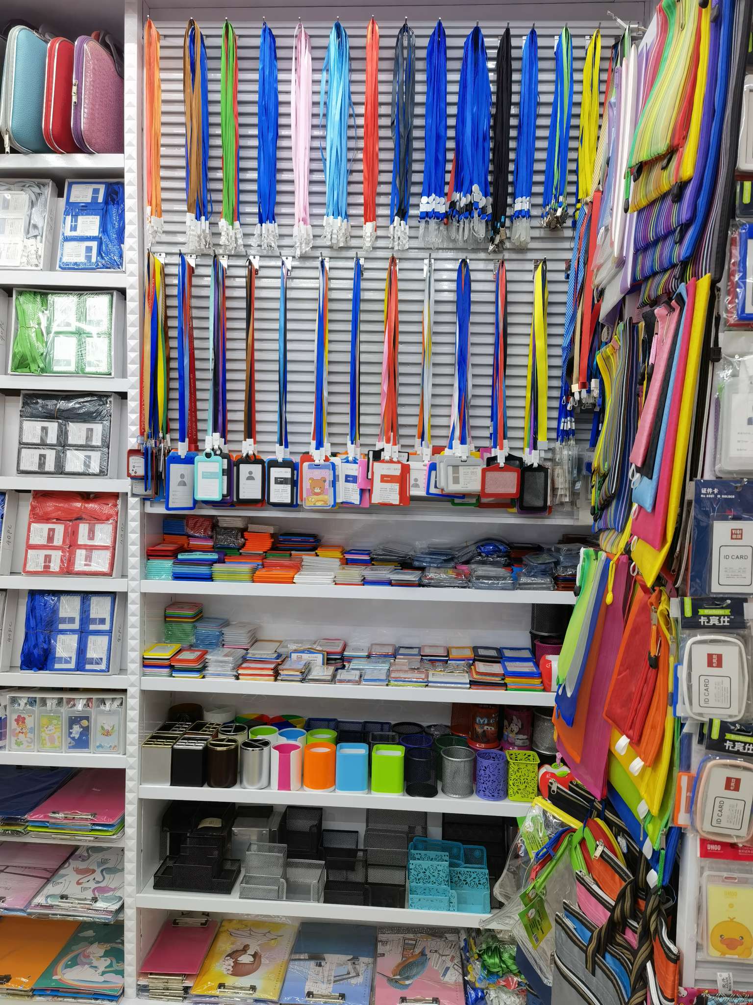 The store of Bowen Stationery describe pic - 5