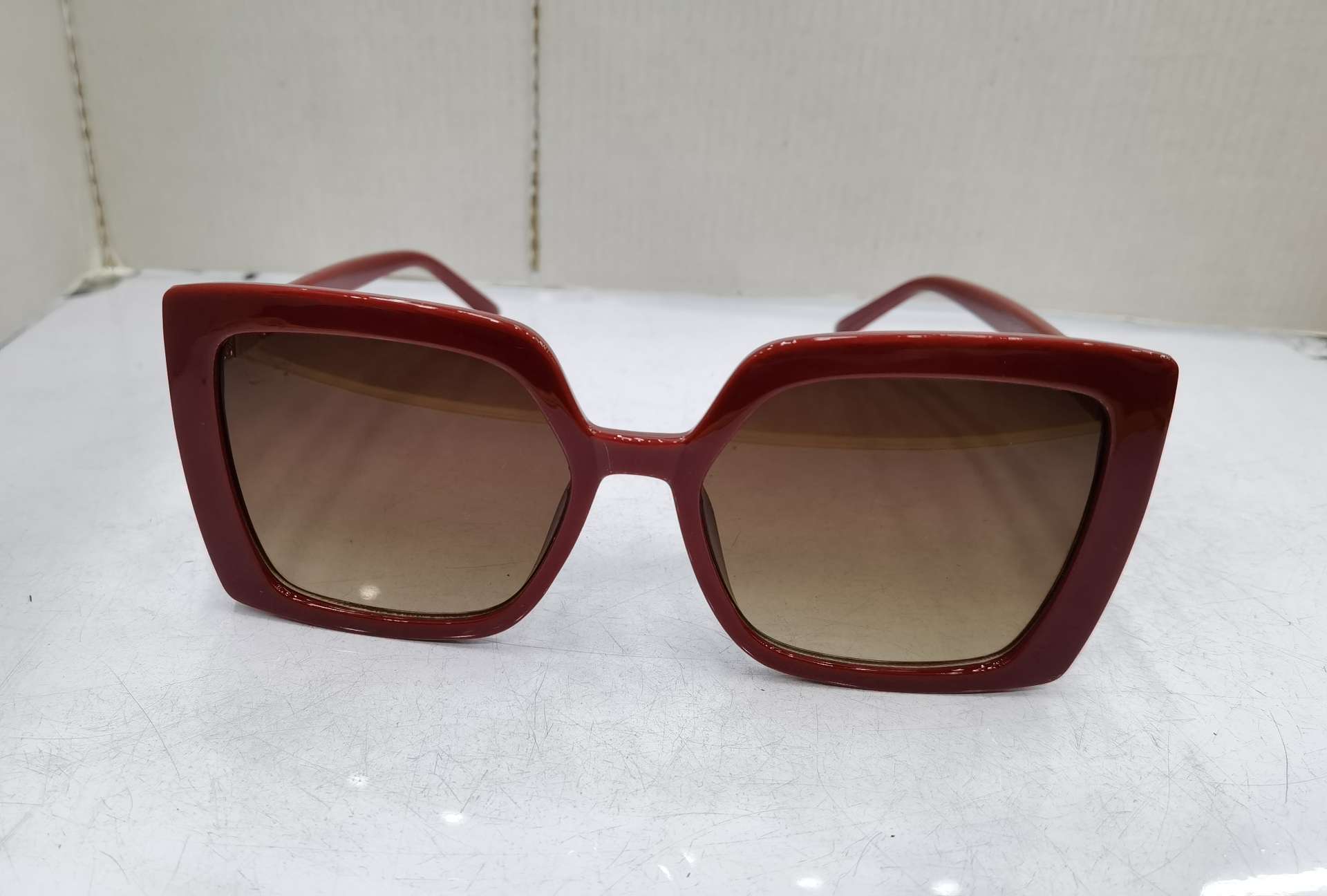 YS E07款需下单订做2020年新款铰链脚时尚男女潮防紫外线墨镜亮黑双灰亮实红双灰沙实粉双灰沙实蓝双灰镀真膜+1.0元详情图6