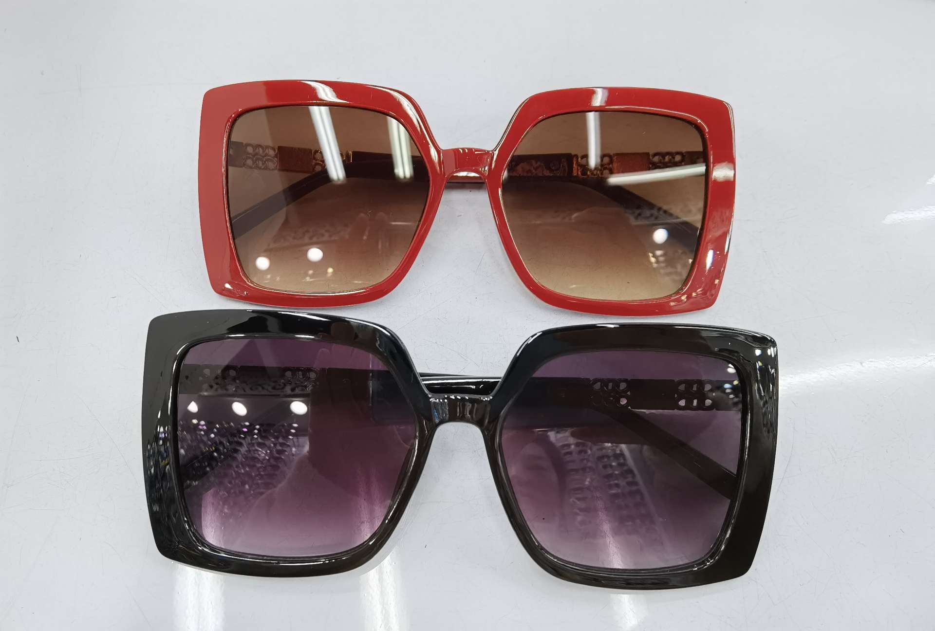 YS E07款需下单订做2020年新款铰链脚时尚男女潮防紫外线墨镜亮黑双灰亮实红双灰沙实粉双灰沙实蓝双灰镀真膜+1.0元详情图7