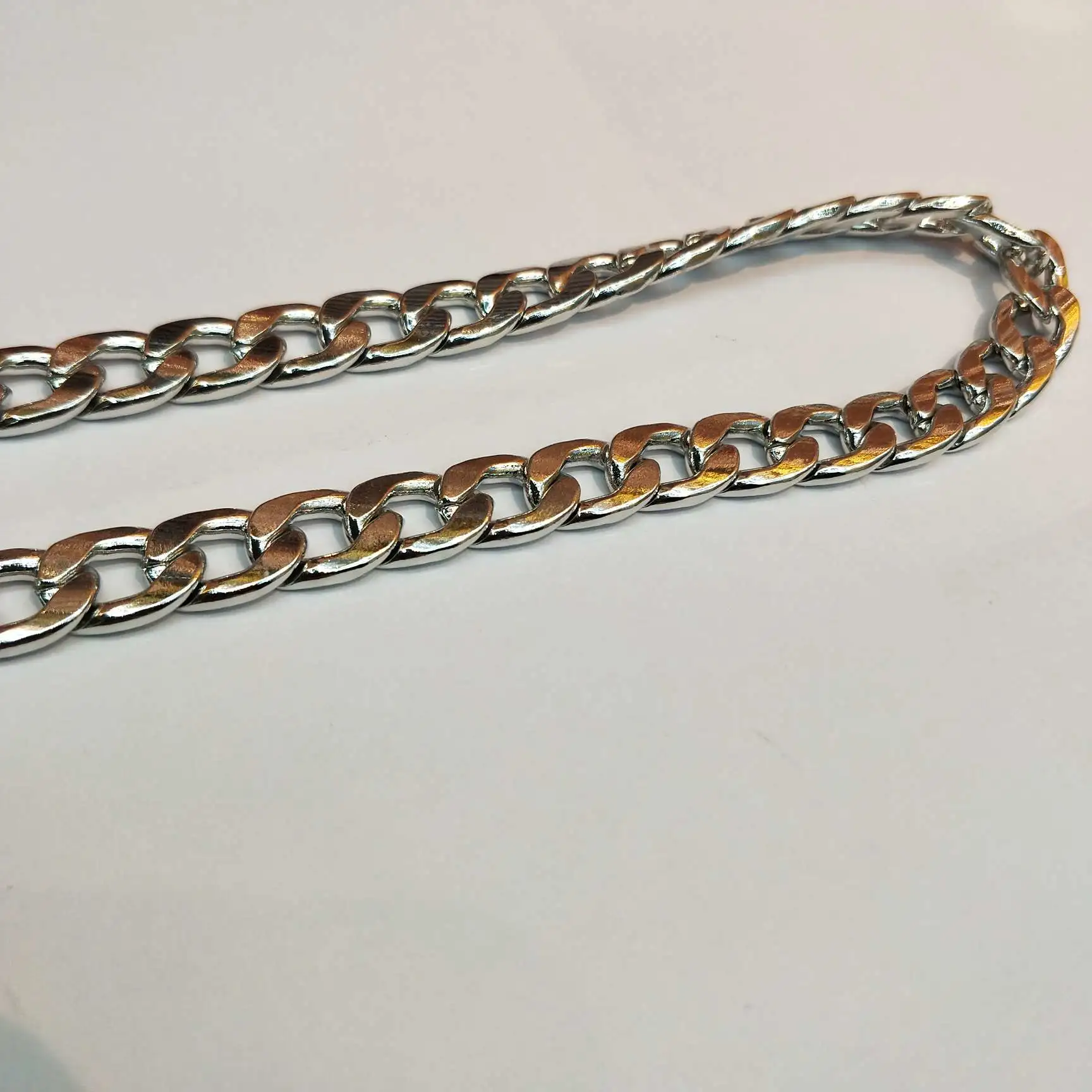 NK round grinding chain 9 mm wide and 55 cm long electroplated white K necklace detail image 1