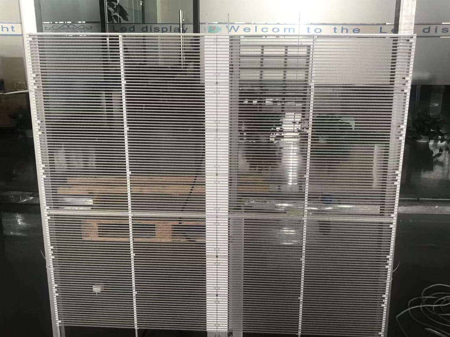 LED透明屏，引曝市场，绚丽多彩您的世界详情图5