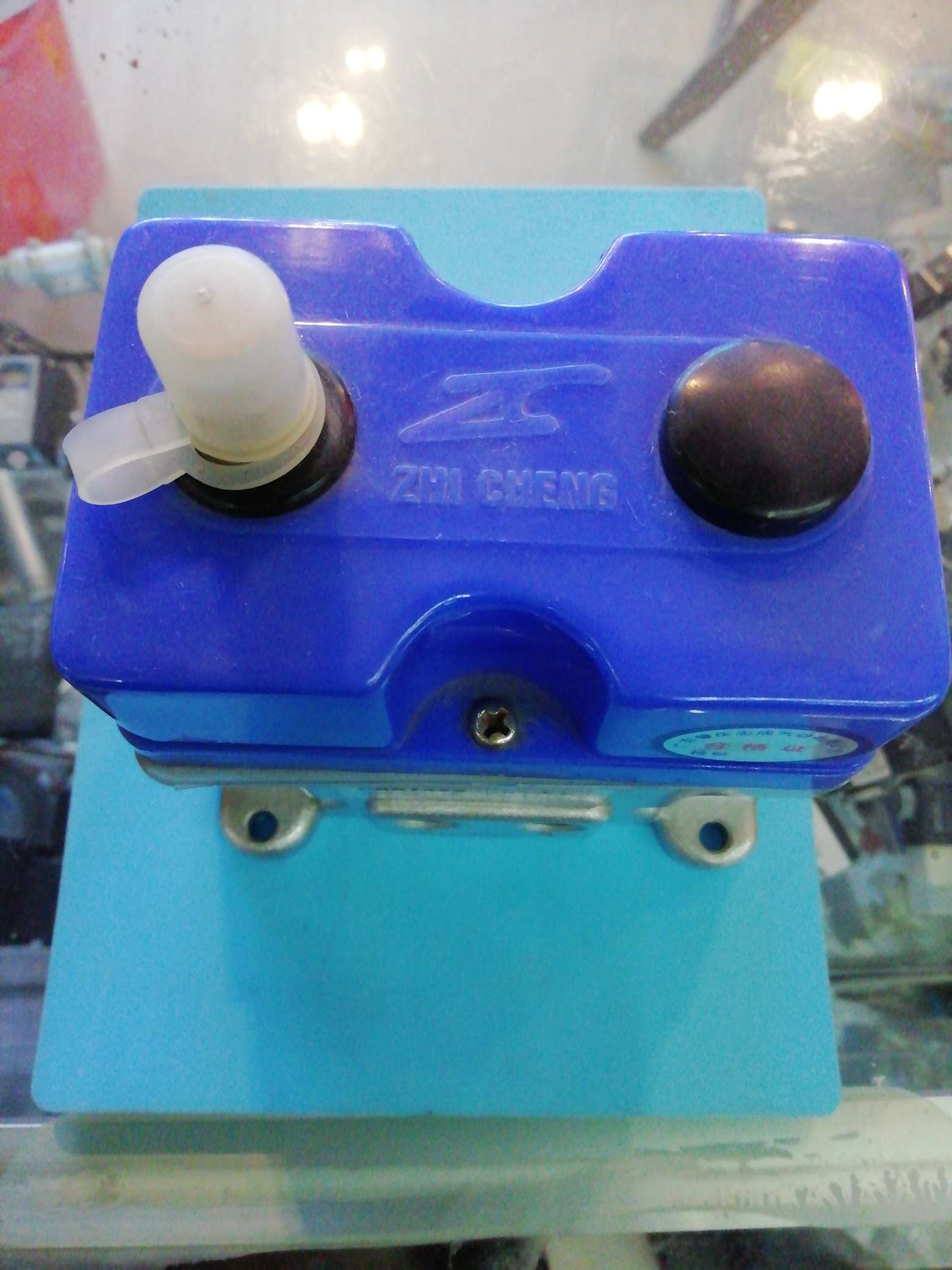 The old-fashioned two-position five-way solenoid valve DQK1422 Specification image