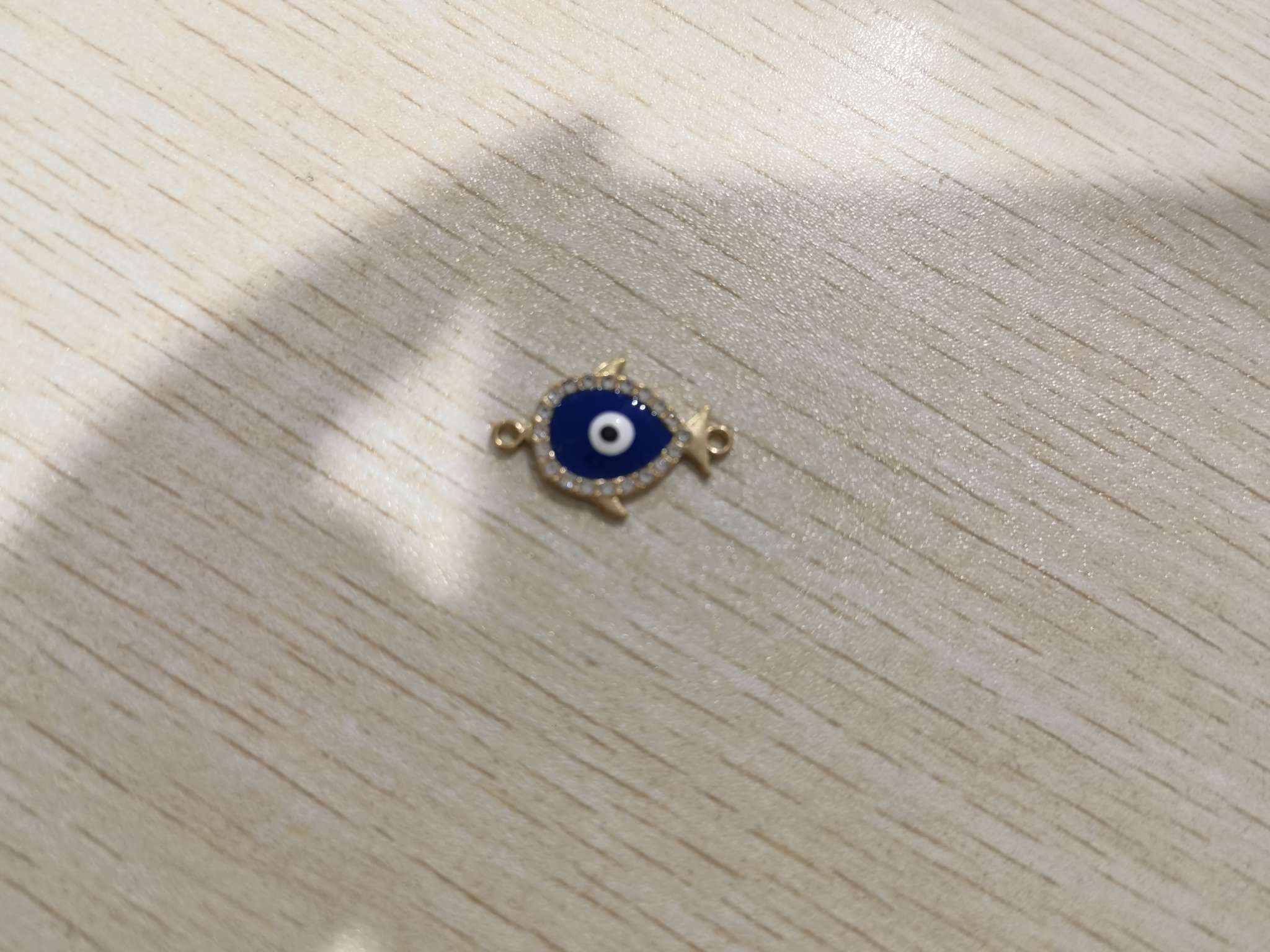 Multi-eye accessory 237