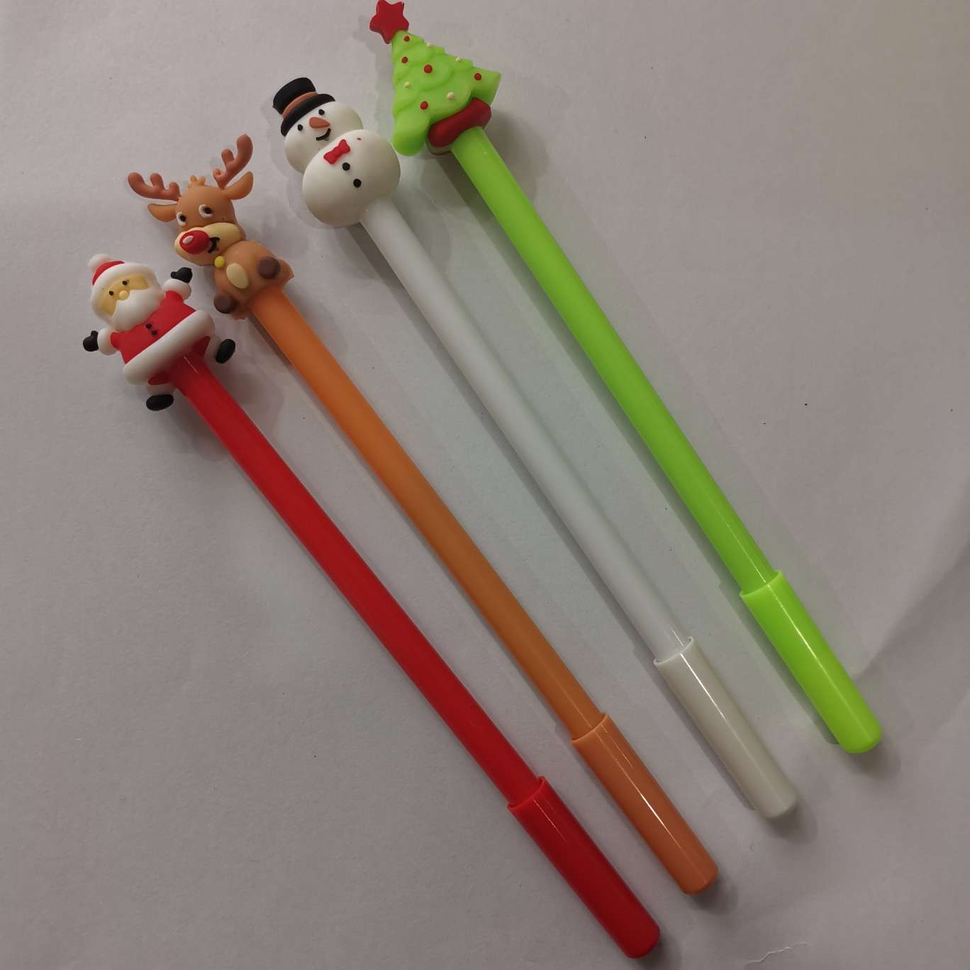 Cartoon little snowman shaped gel pen detail image 2