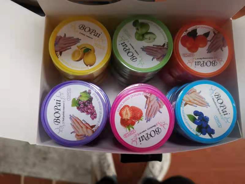 卸甲巾，卸甲棉，一盒32片，24盒一个彩盒，一箱720个，有葡萄 柠檬 苹果 蓝莓 草莓 橘子等多个香味，一张可以卸干净详情图2