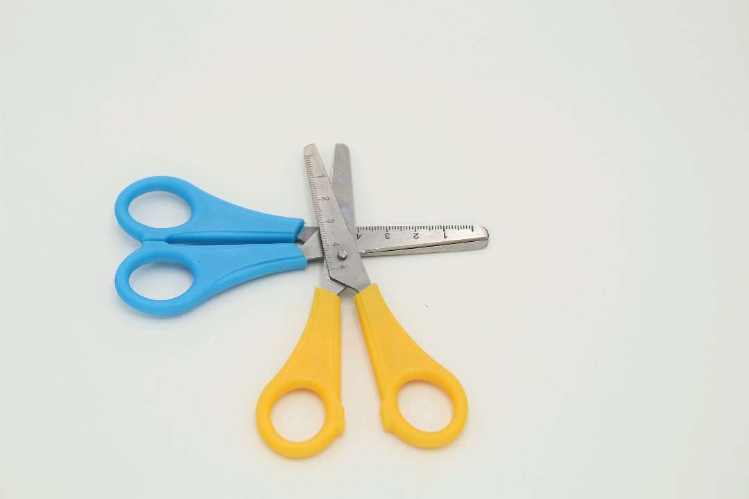 Five-inch cut scissors, student scissors, knives, hardware tools, office scissors, 13 CM X 5.5 CM, 1000 pieces per piece Item Picture