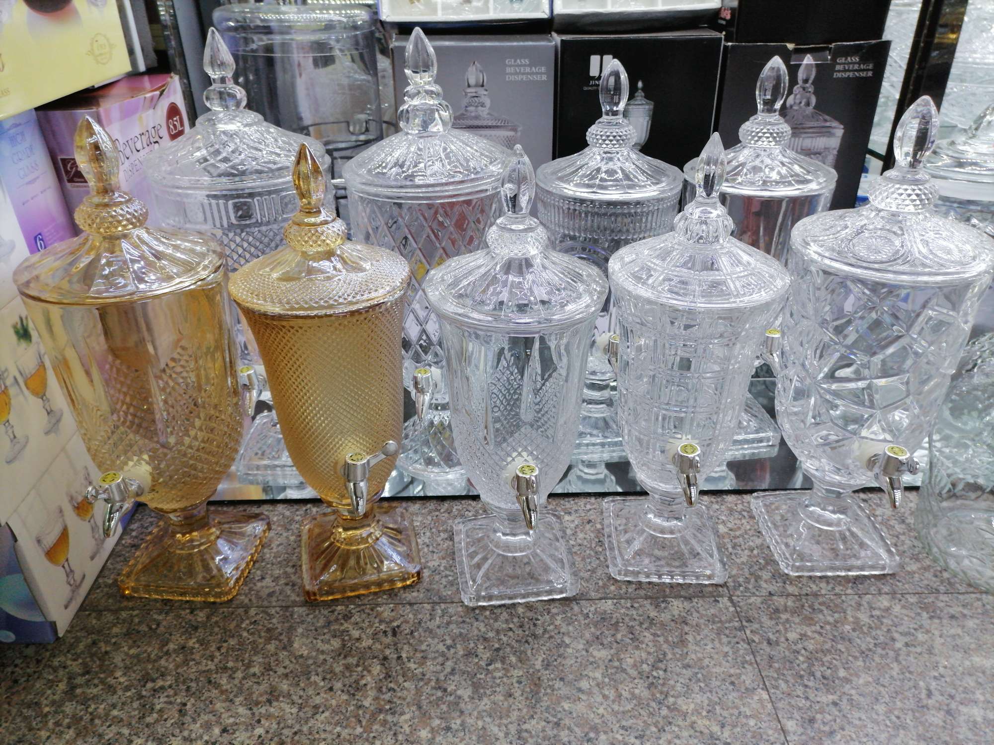 俄罗斯果汁缸啤酒壶大水壶果汁果酒壶带高脚杯一套礼盒装6杯1壶玻璃壶啤酒缸扎啤壶金色大肚子酒壶批发 价格 库存 义乌小商品城