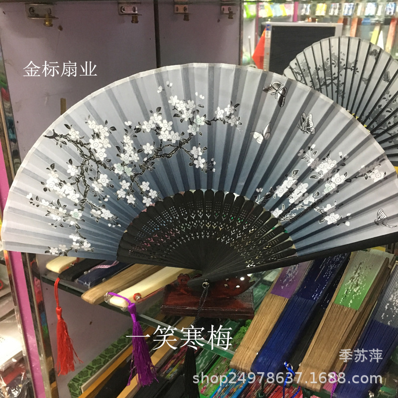 义乌直销夏季竹制磨削手工雕刻家居摆件日式折扇女士一笑详情图6