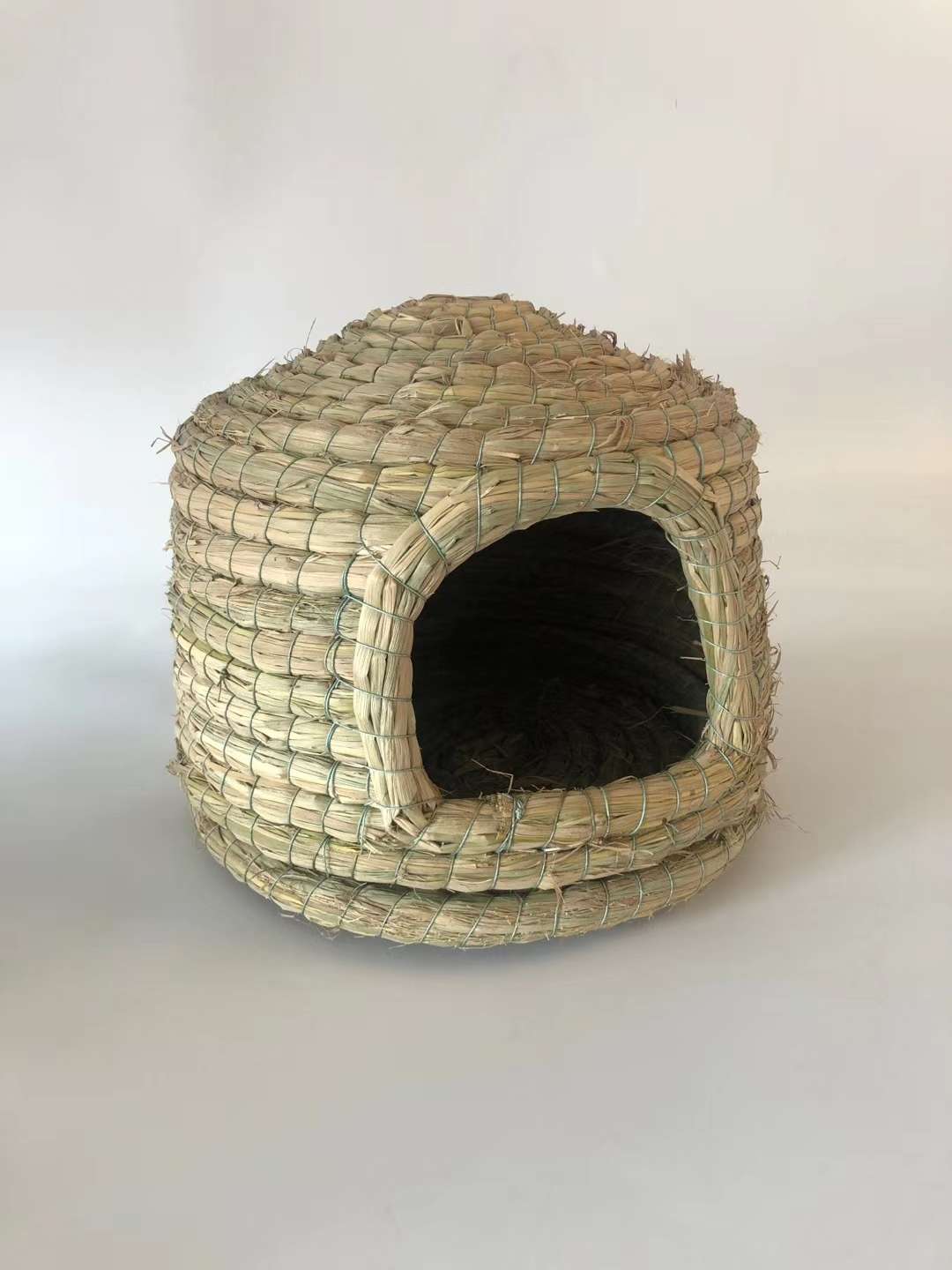 透气凉爽玩具/宠物用品玩具/宠物藤编玩具产品图