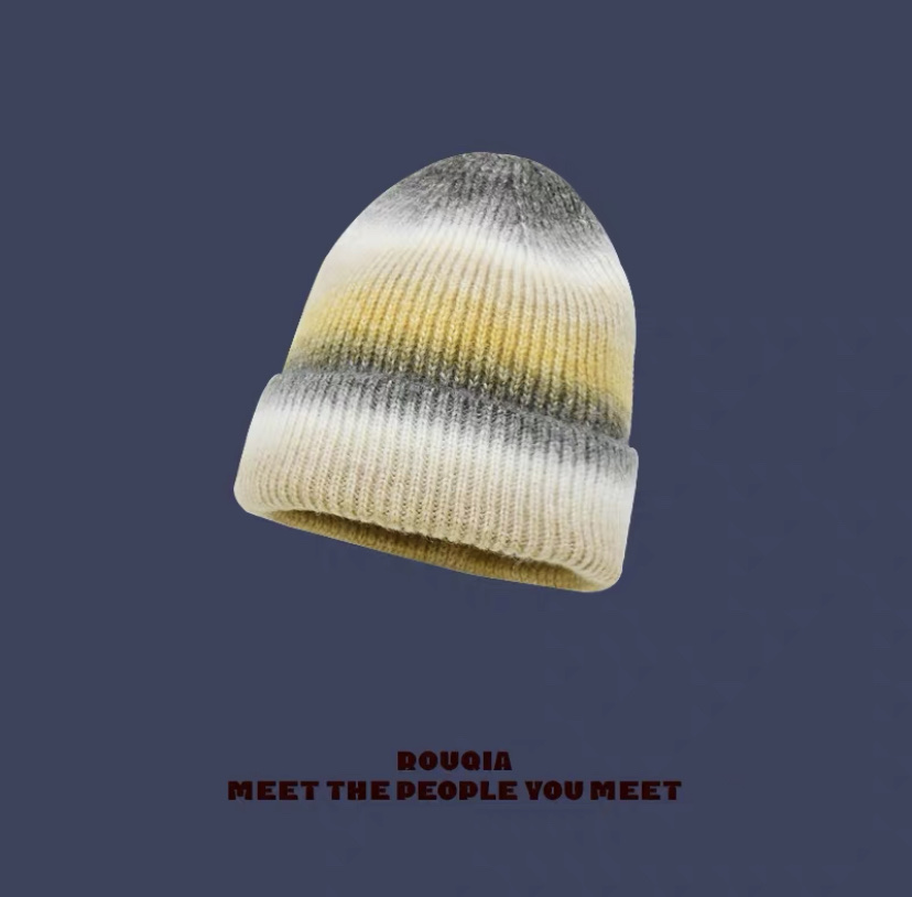 The new cashmere knitted cap is the same as the rainbow gradient warm woolen cap worn by Han Huohuo. It's a trendy and sweet look detail image 8