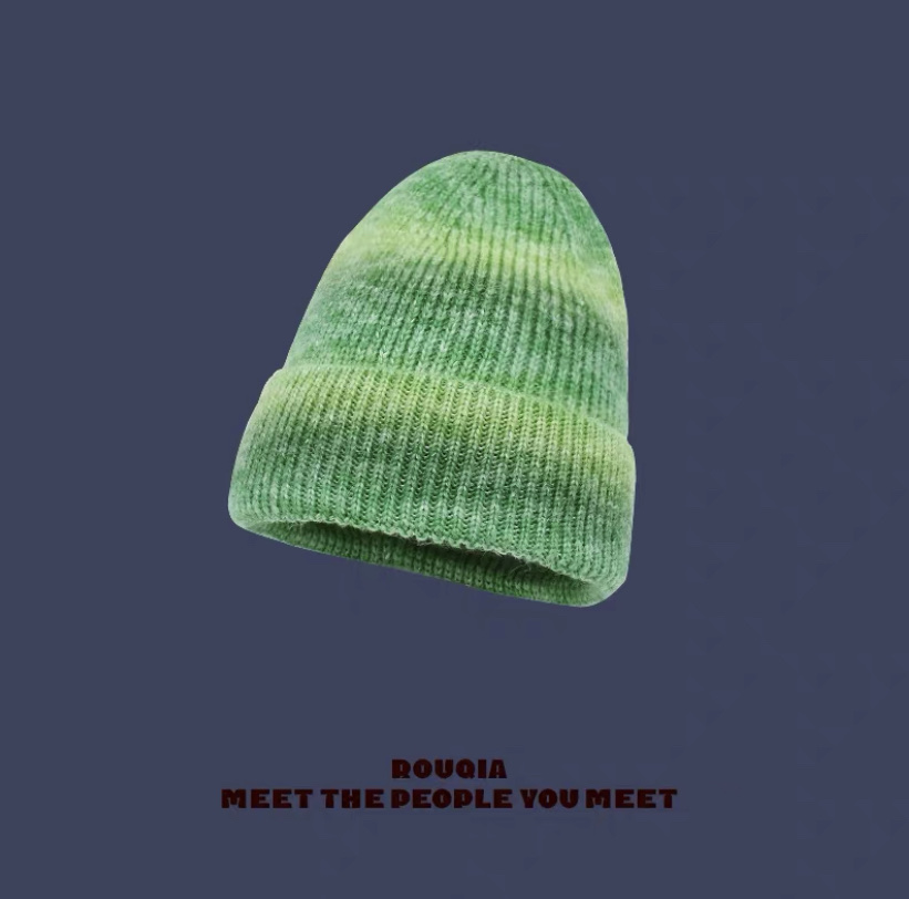 The new cashmere knitted cap is the same as the rainbow gradient warm woolen cap worn by Han Huohuo. It's a trendy and sweet look detail image 5