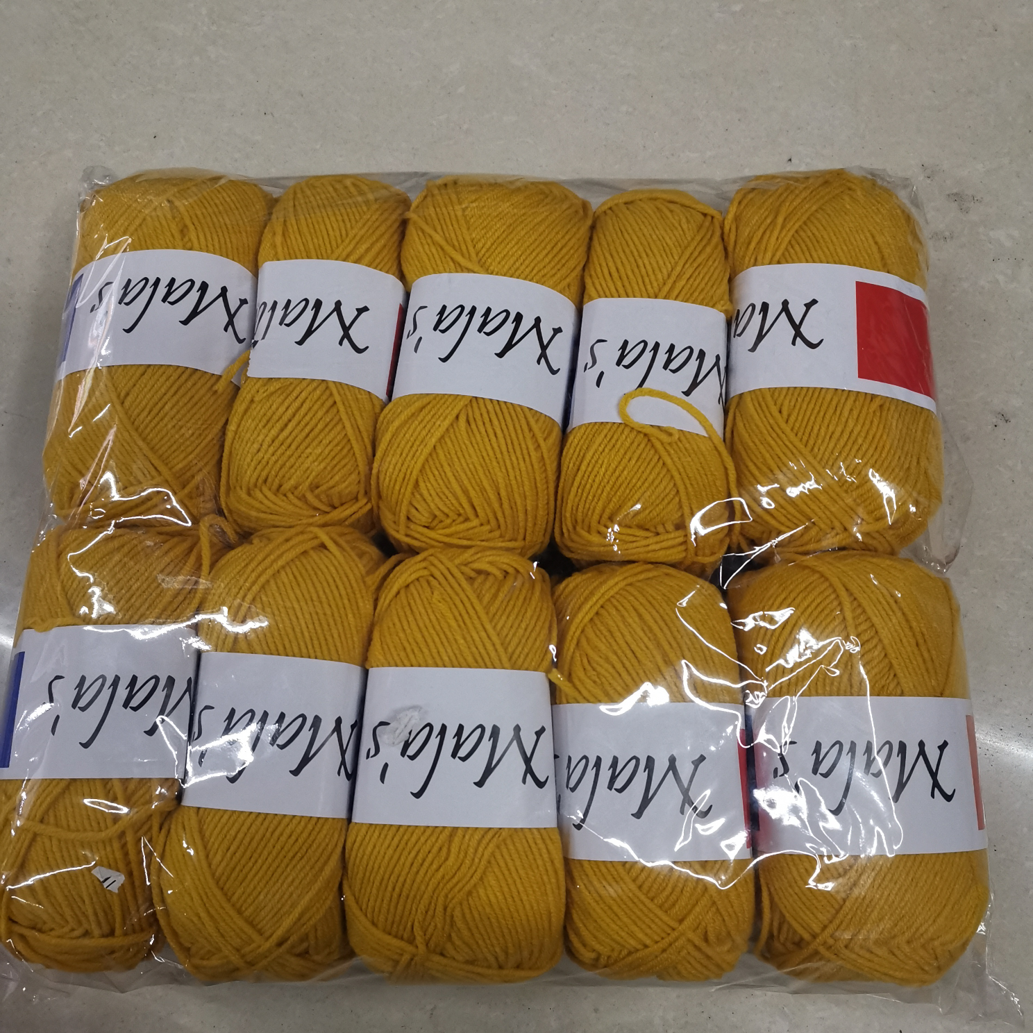 Factory direct sales of 50g acrylic milk cotton four-strand acrylic yarn for weaving scarves, handicrafts, diy handmade yarn, kindergarten set yarn