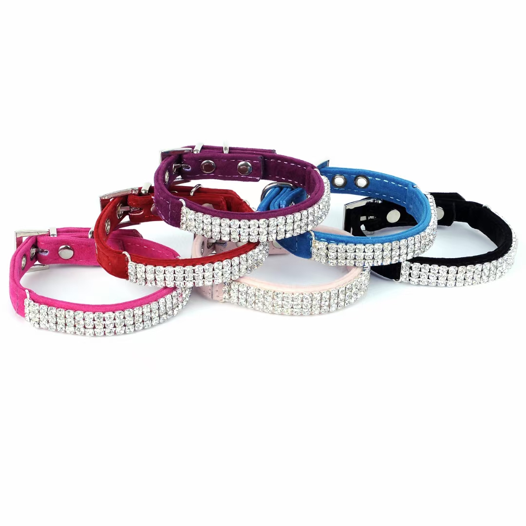 宠物宝宝带钻项圈，颜色靓丽色泽鲜艳！